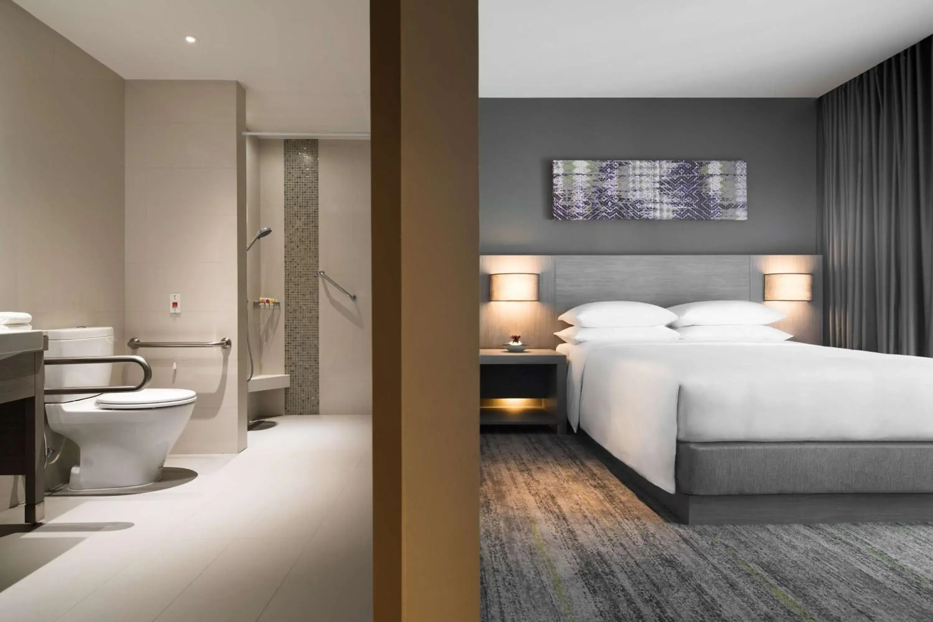 Photo of the whole room, Bed in Hyatt Place Bangkok Sukhumvit 24 Photo of the whole room, Bed in Hyatt Place Bangkok Sukhumvit 24