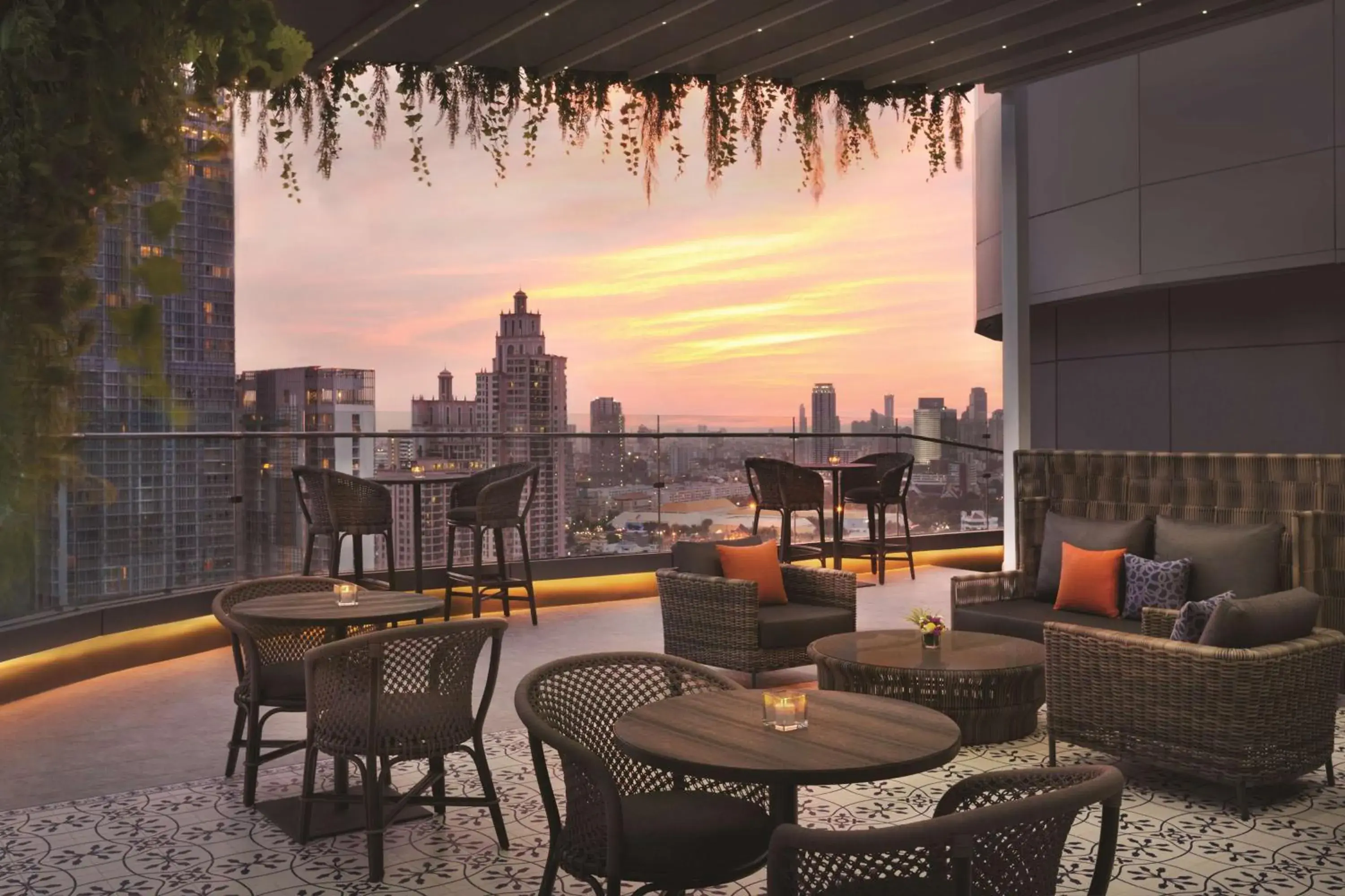 Lounge or bar in Hyatt Place Bangkok Sukhumvit 24 Lounge or bar in Hyatt Place Bangkok Sukhumvit 24