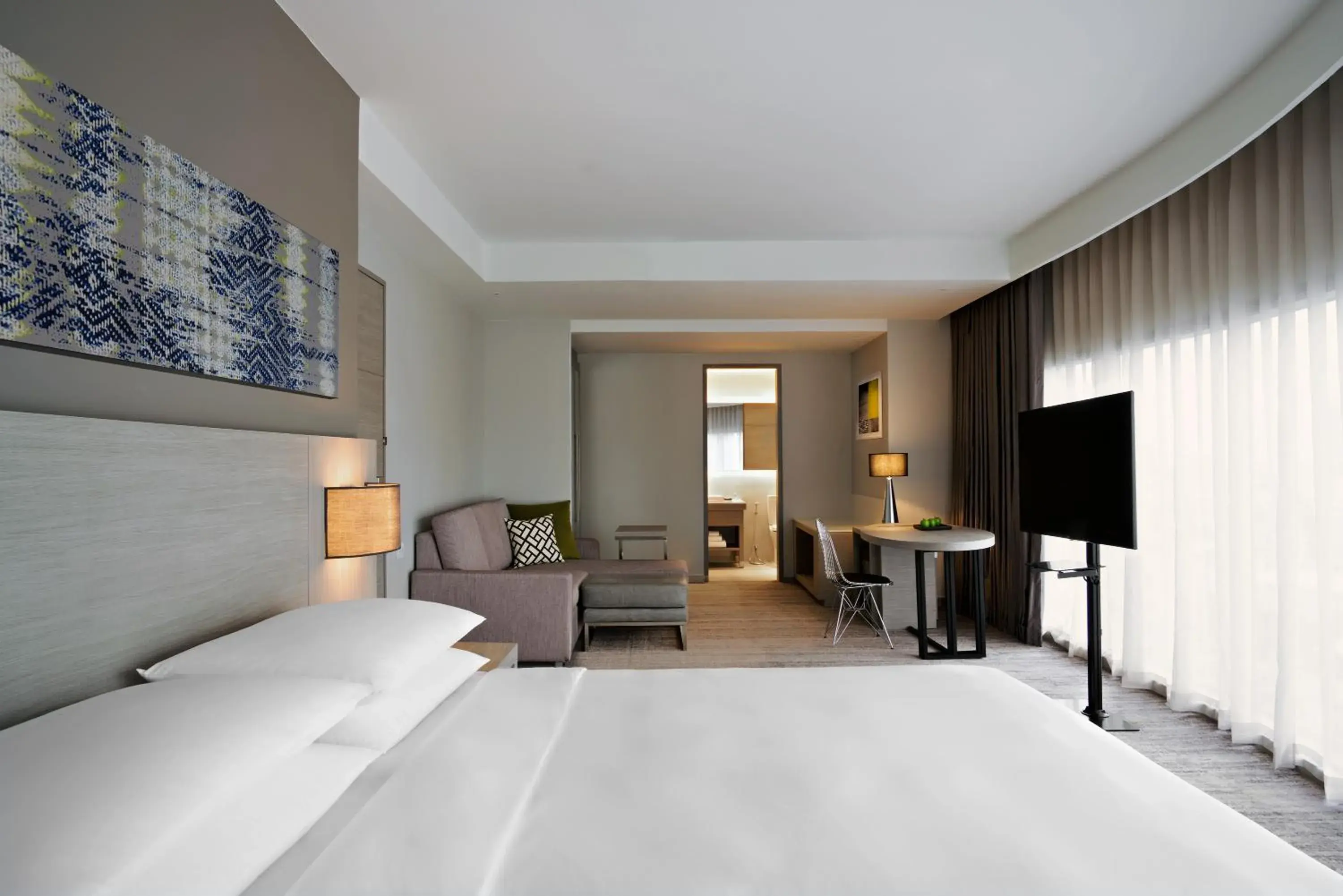 Photo of the whole room, Bed in Hyatt Place Bangkok Sukhumvit 24 Photo of the whole room, Bed in Hyatt Place Bangkok Sukhumvit 24