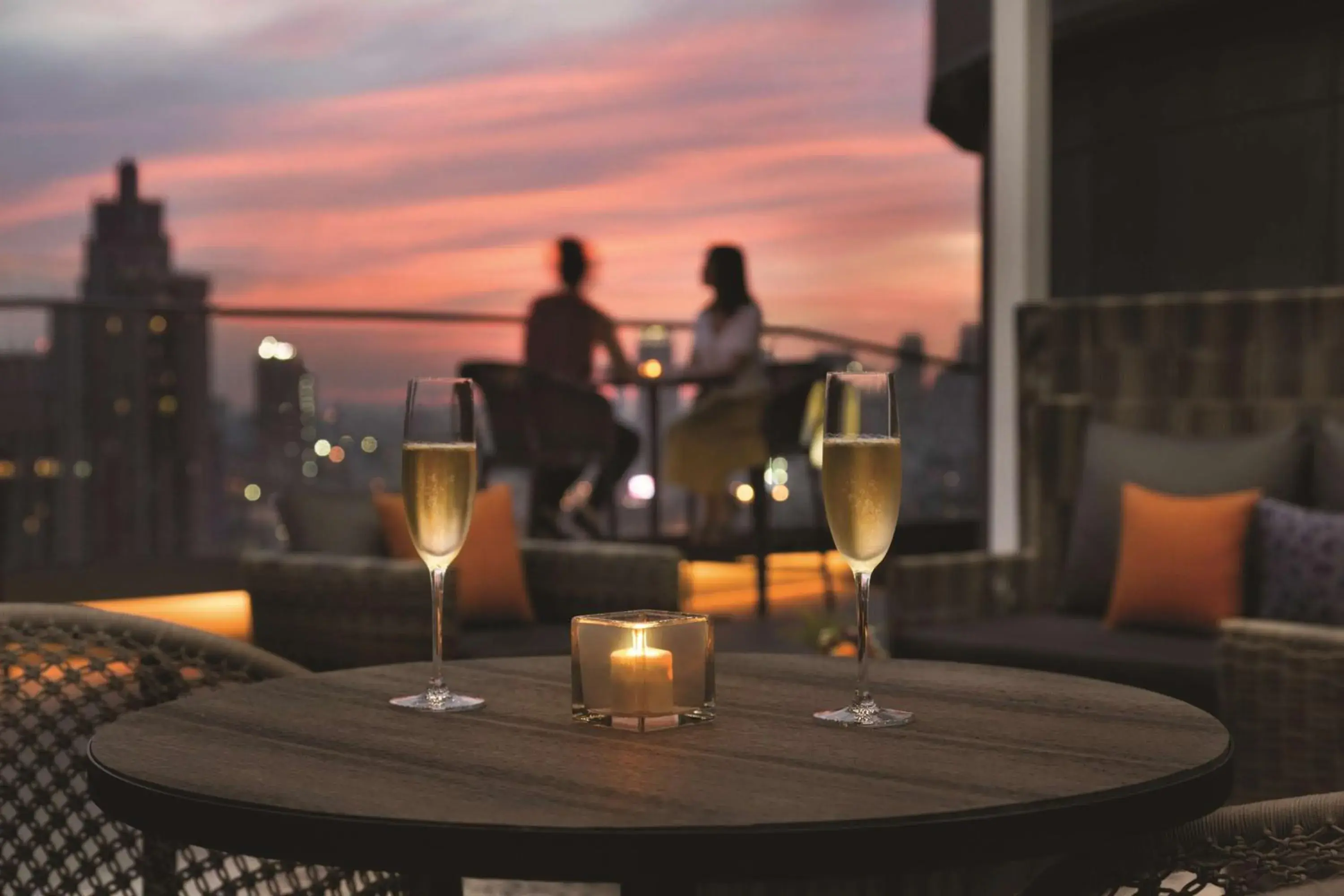 Lounge or bar in Hyatt Place Bangkok Sukhumvit 24 Lounge or bar in Hyatt Place Bangkok Sukhumvit 24