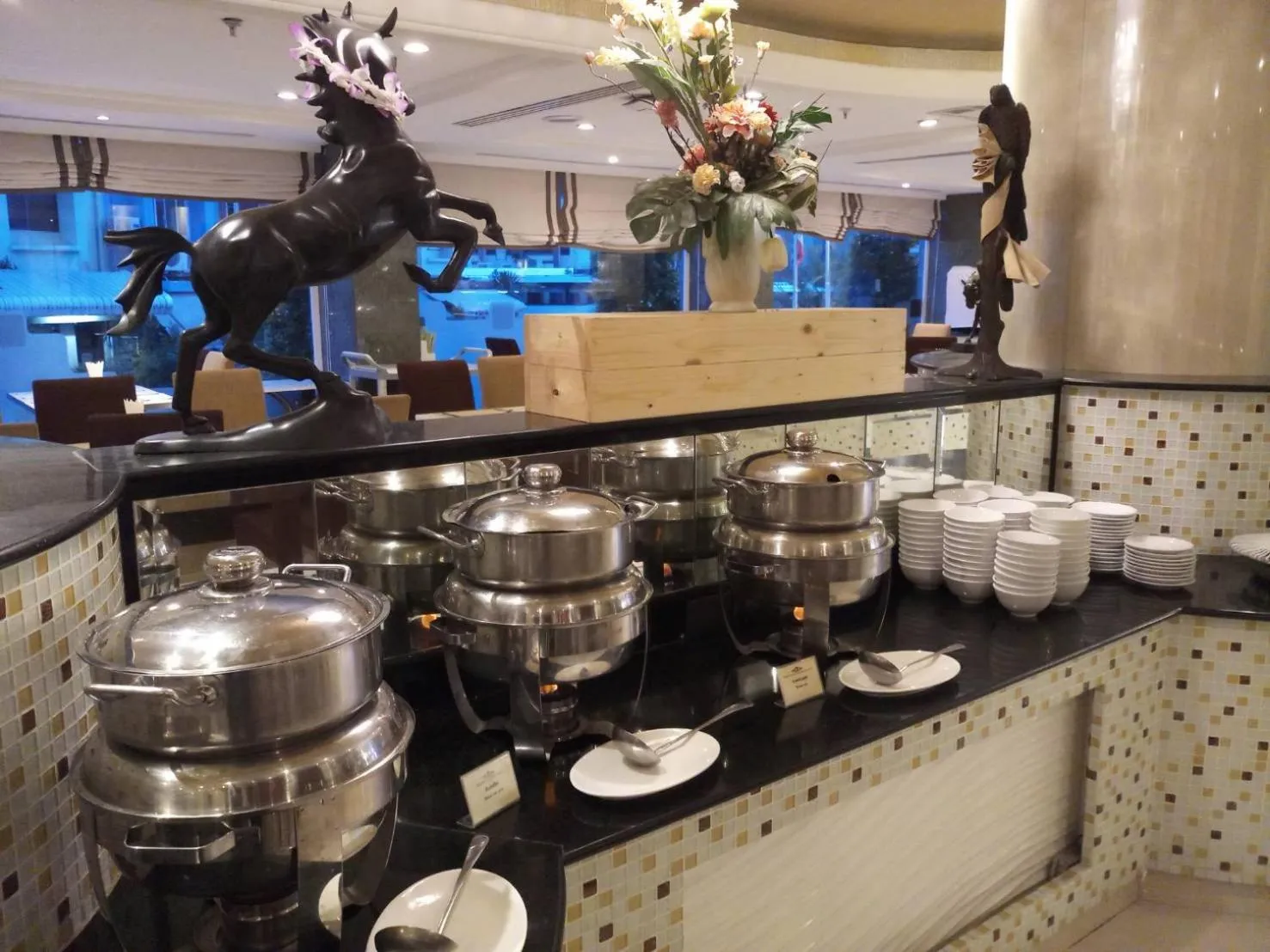 American breakfast in The Maruay Garden Hotel