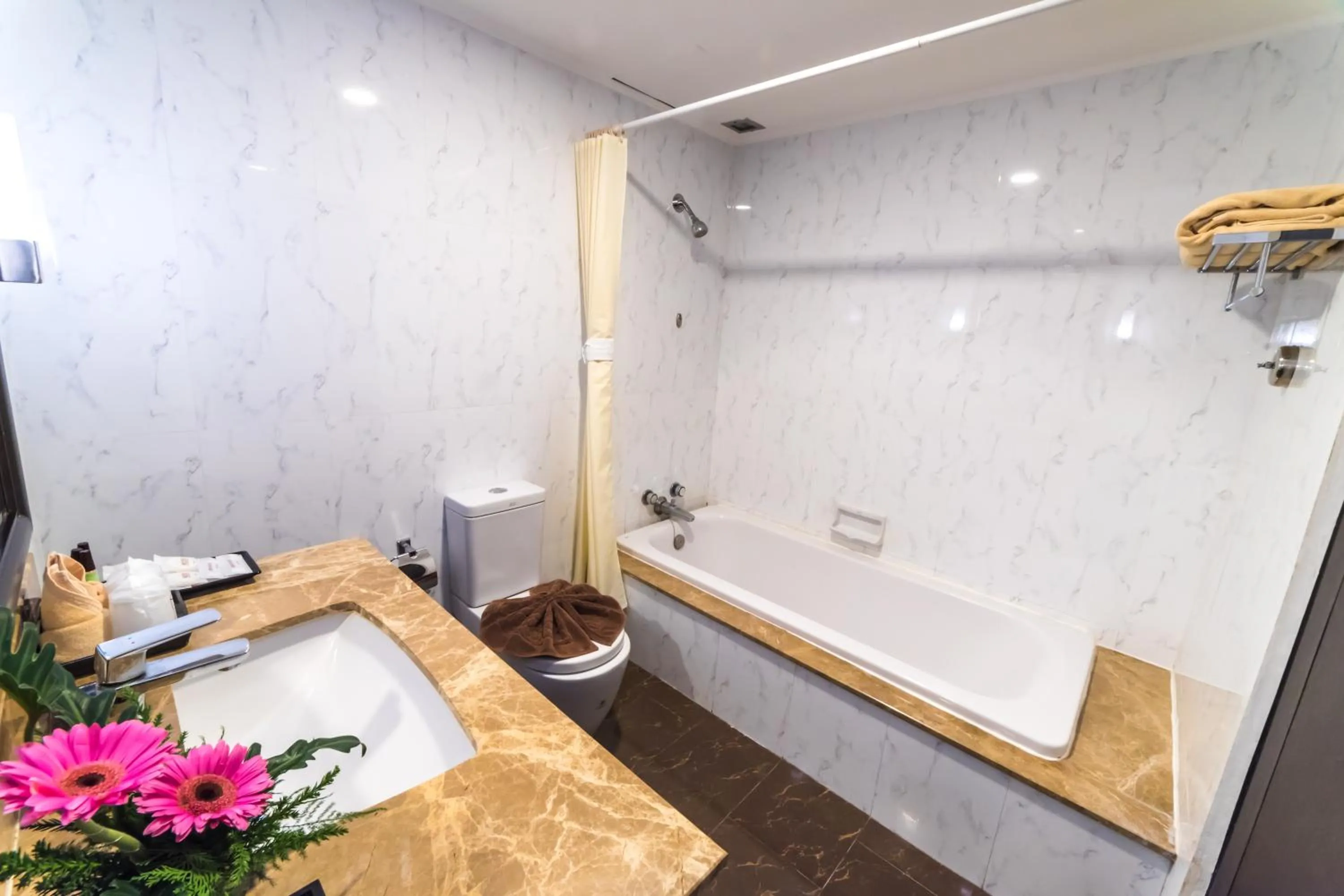 Bathroom in The Maruay Garden Hotel