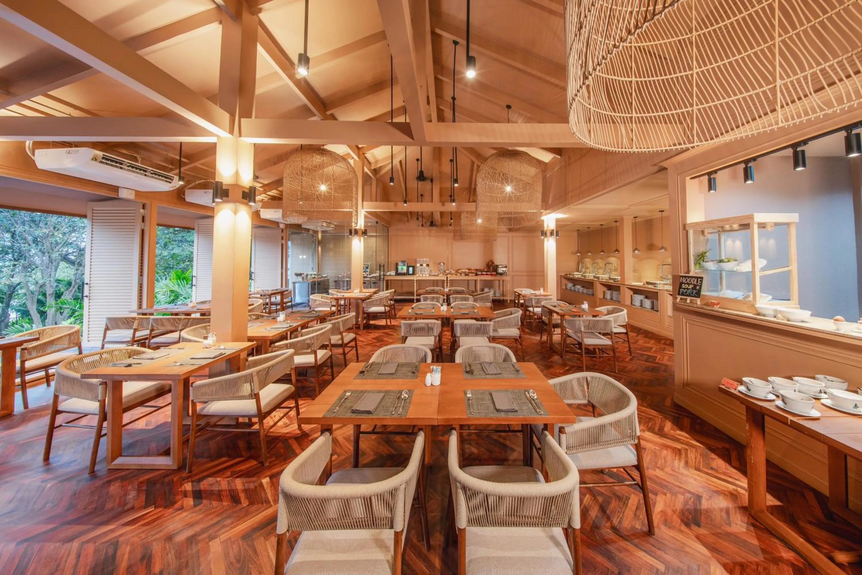 Restaurant/places to eat in Kira Baya Koh Samed