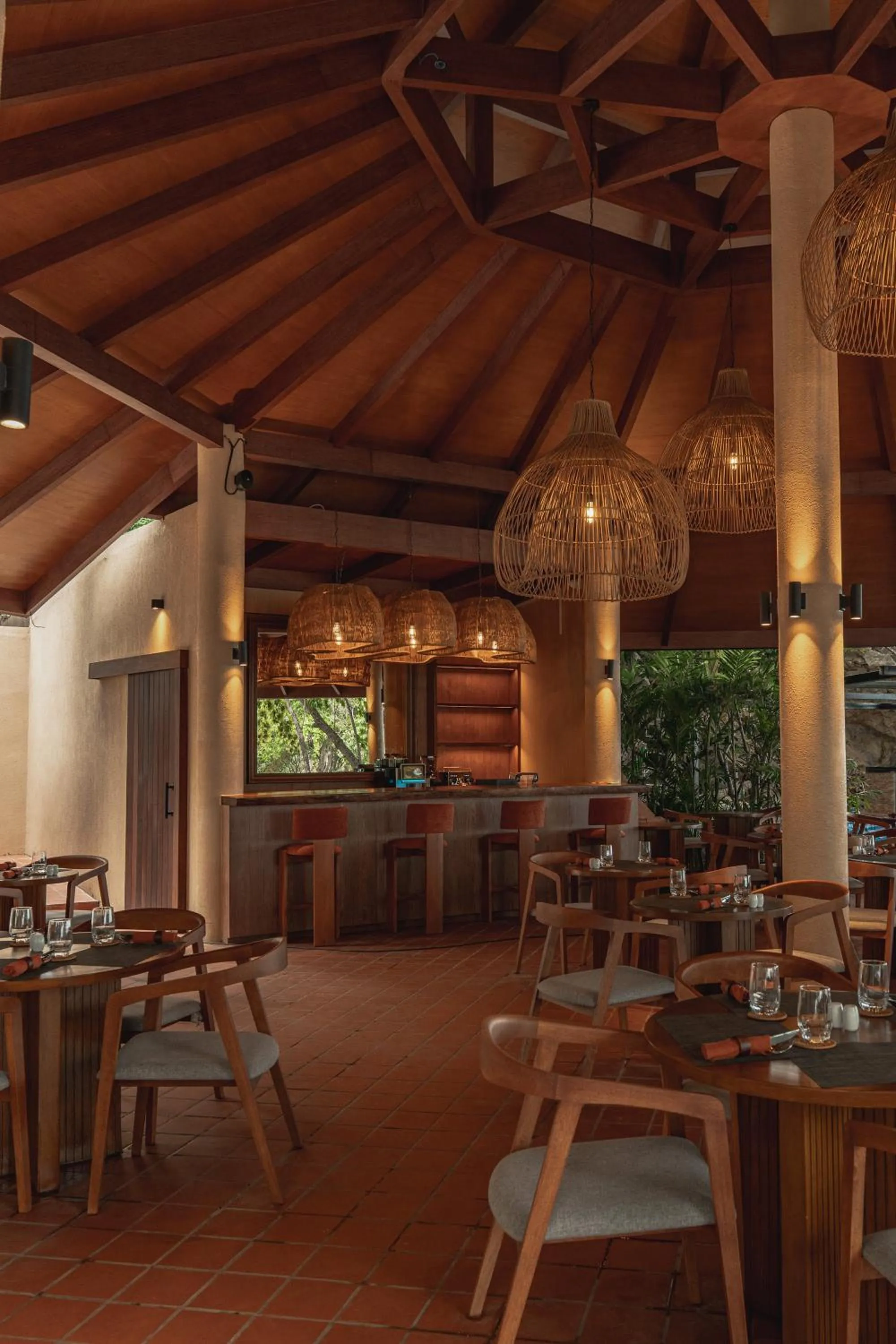 Restaurant/places to eat in Kira Baya Koh Samed