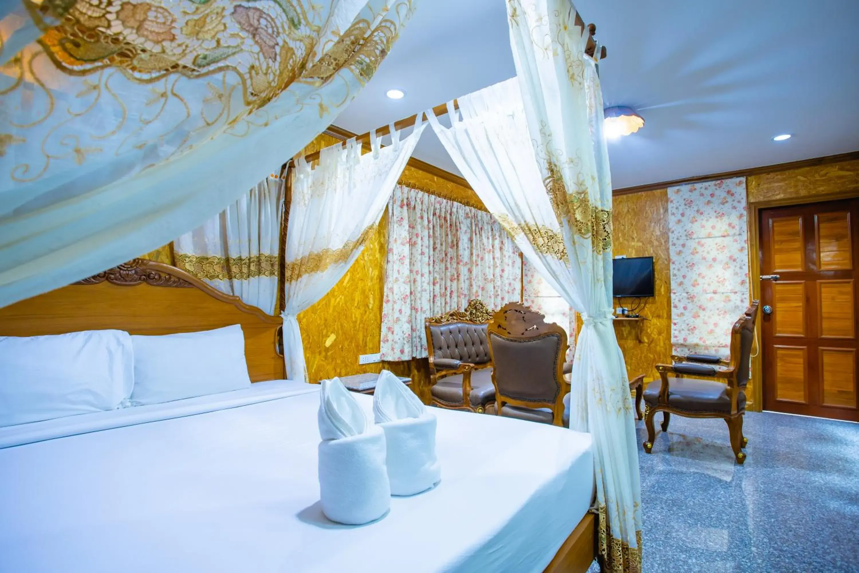 Bed in Chatsuree Boutique Resort Bed in Chatsuree Boutique Resort