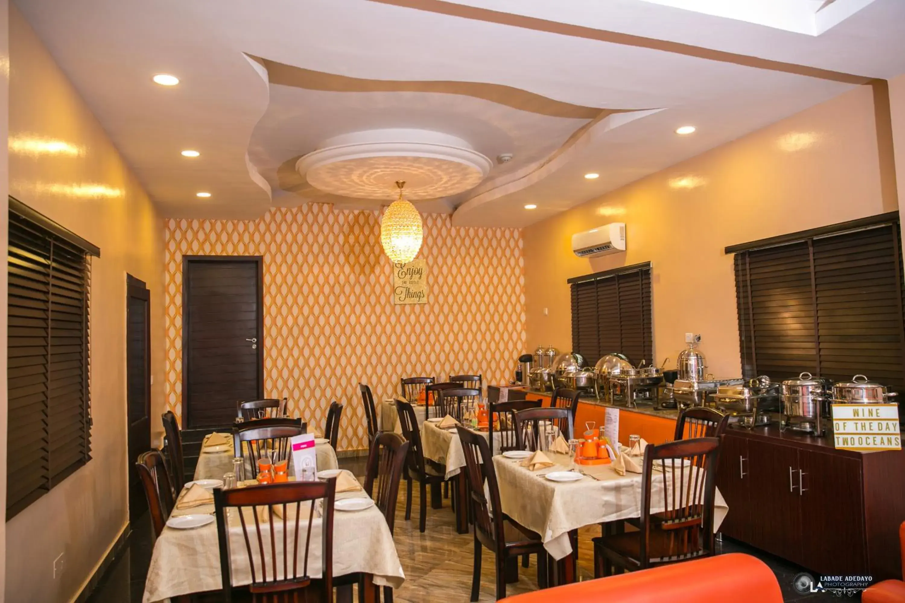 Restaurant/places to eat in Fawzy Hotel Restaurant/places to eat in Fawzy Hotel