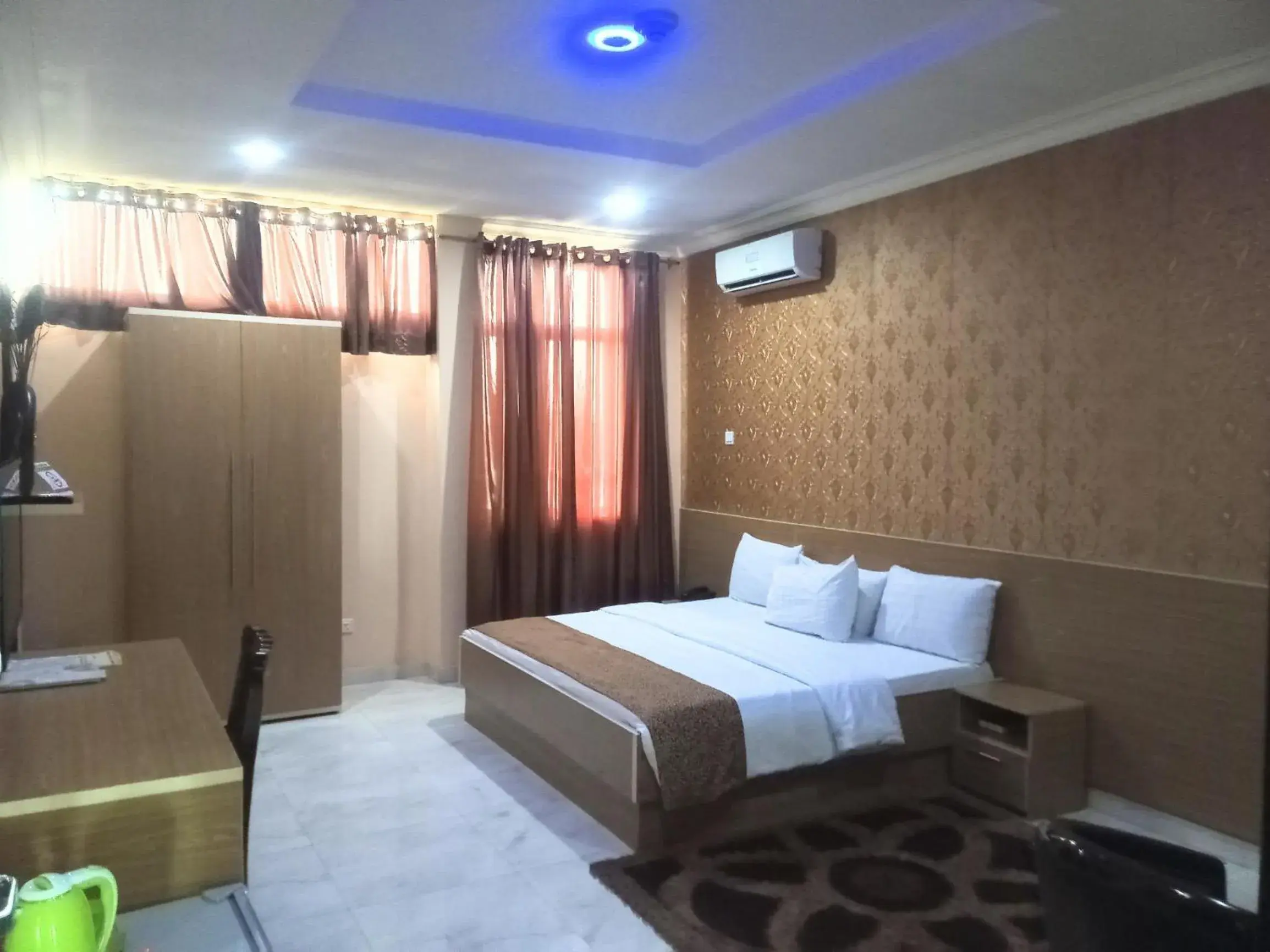 Bed in Fawzy Hotel Bed in Fawzy Hotel