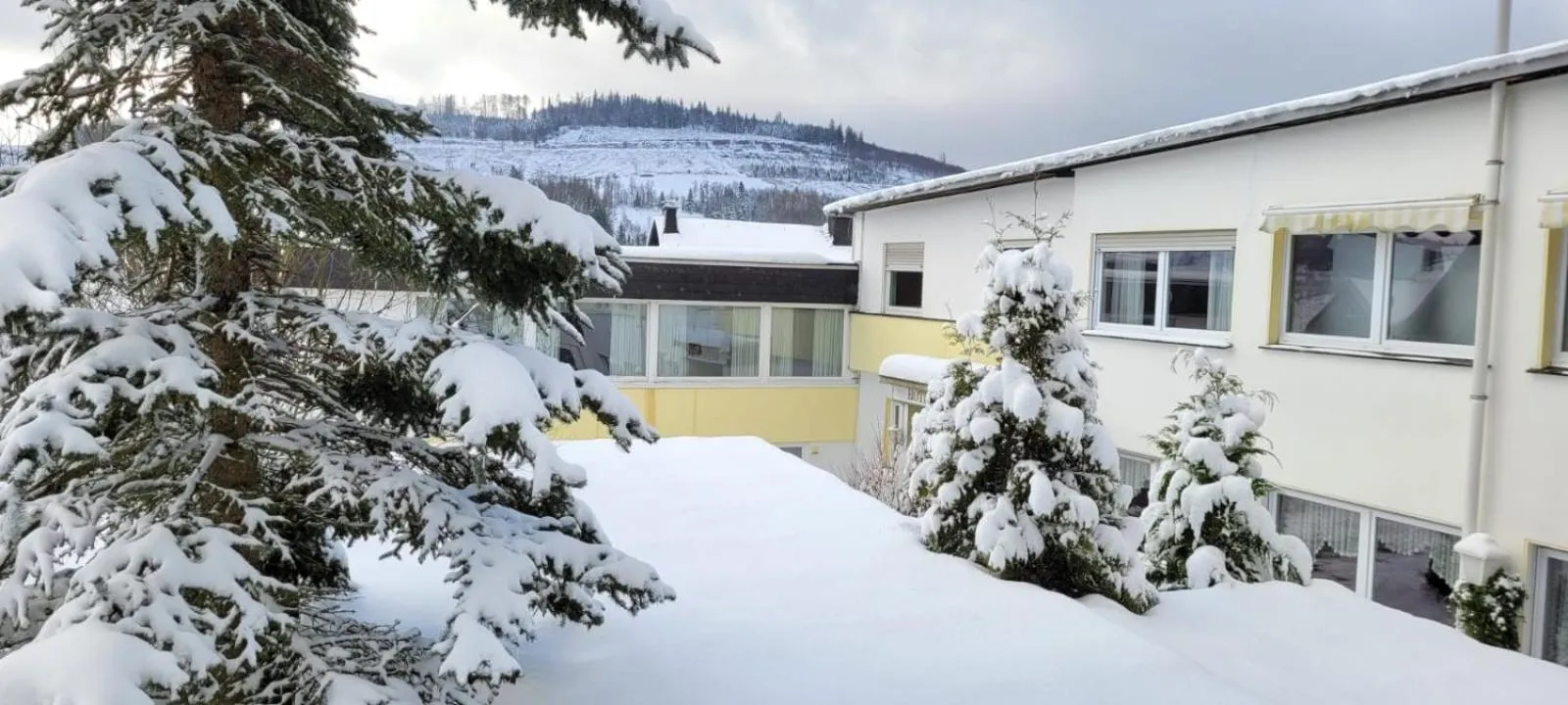 Berghotel Natura Bed & Breakfast