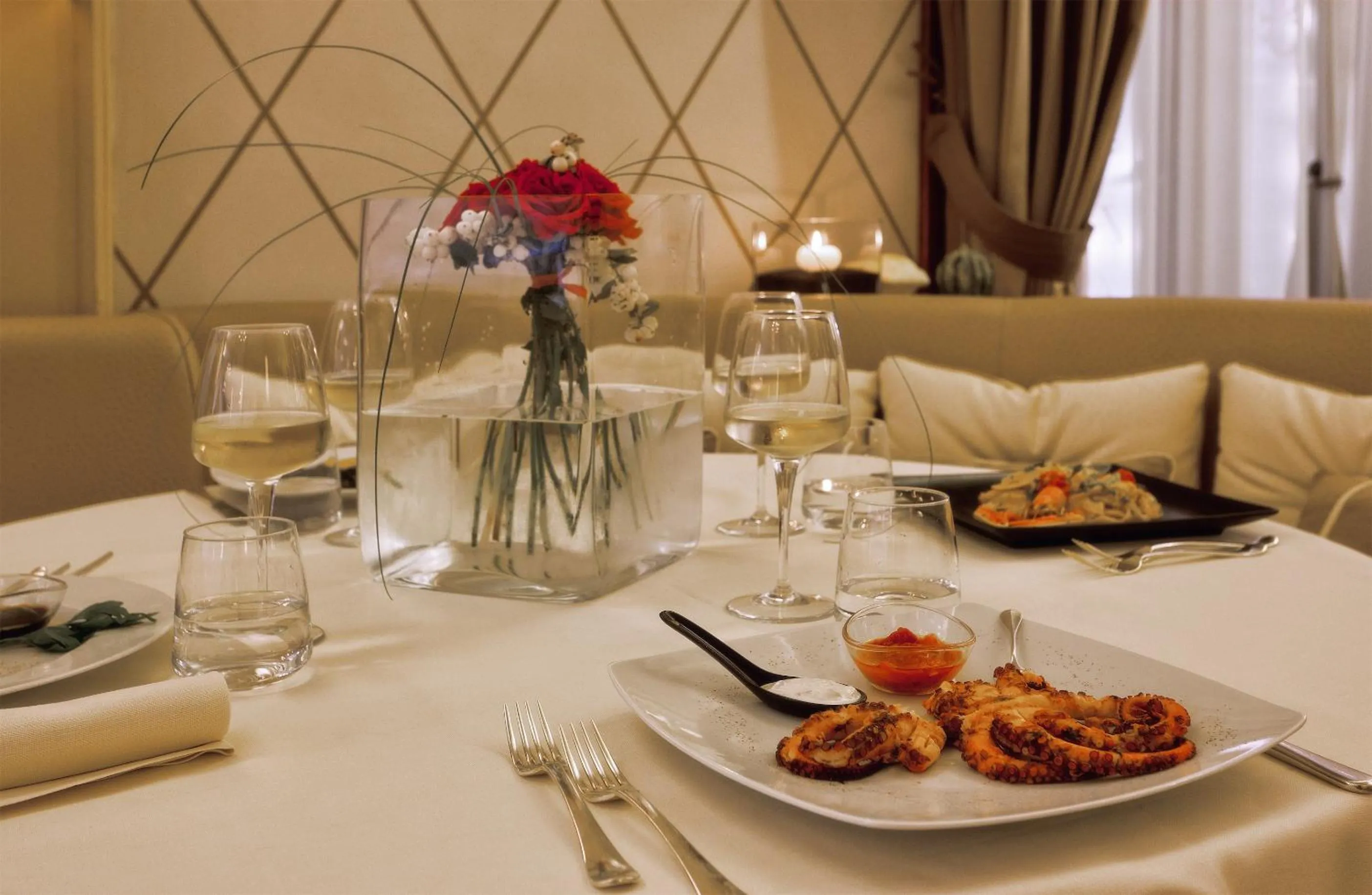 Restaurant/places to eat in Hotel Ercolini & Savi