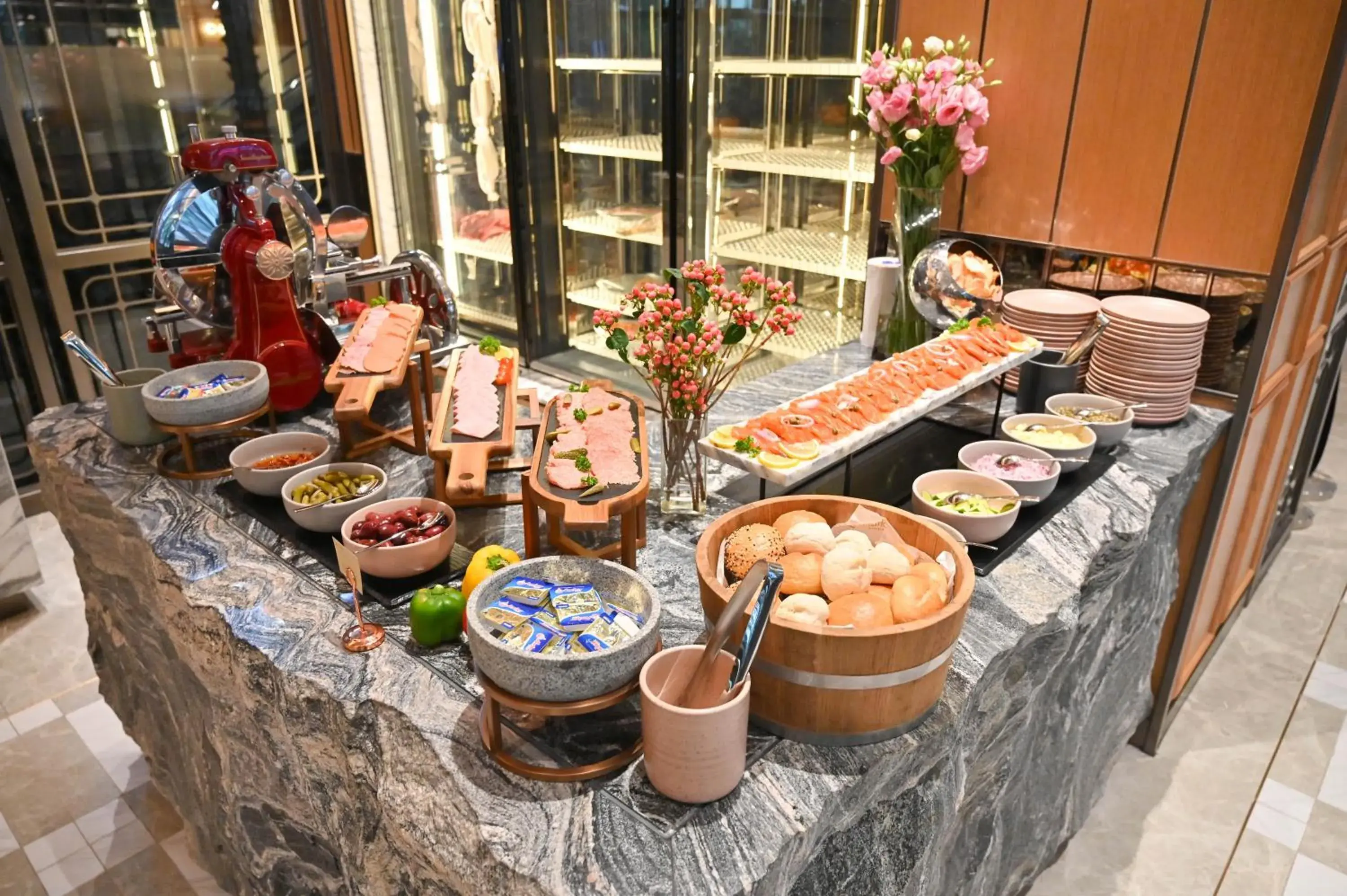 Restaurant/places to eat in The Landmark Bangkok Restaurant/places to eat in The Landmark Bangkok