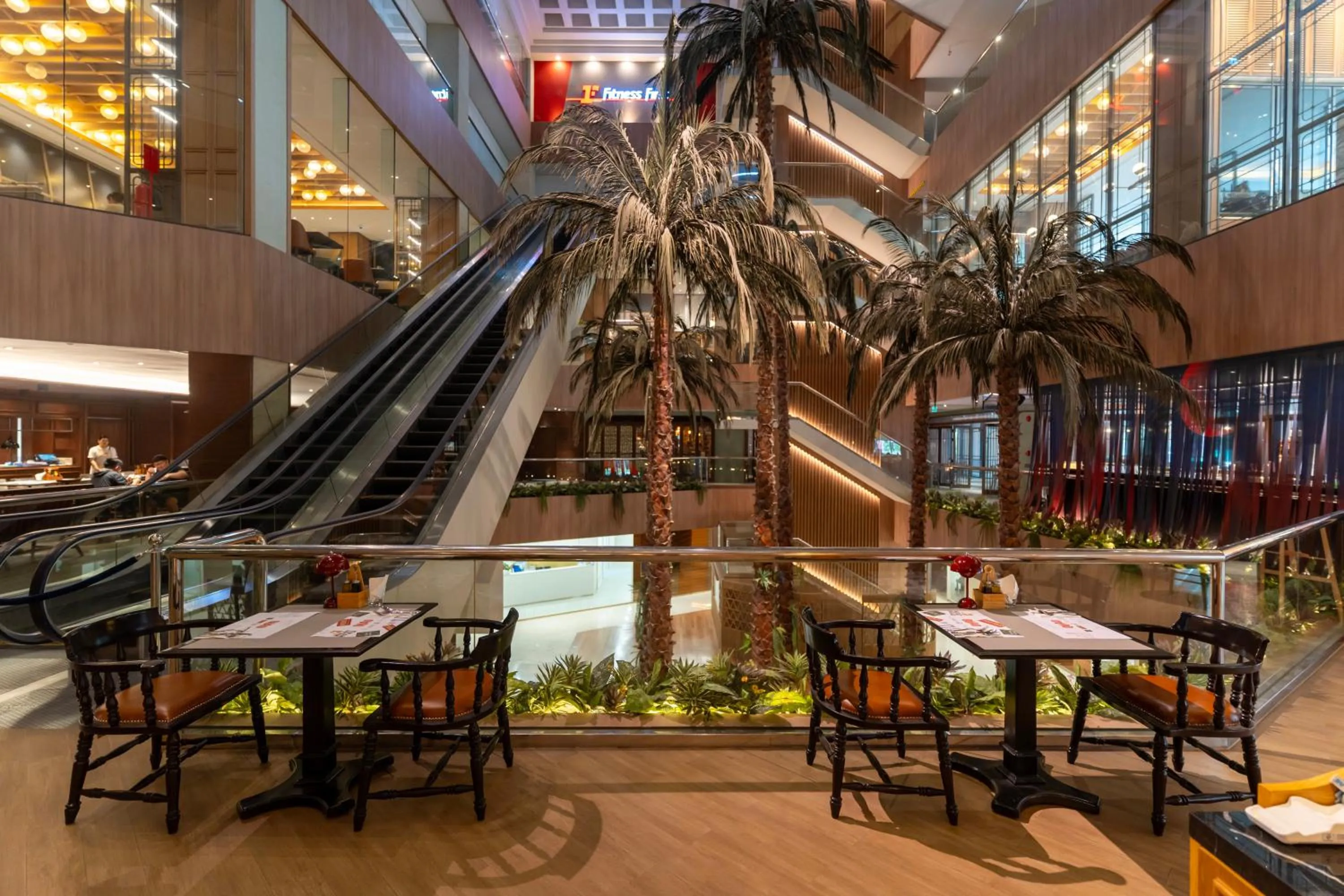 Restaurant/places to eat in The Landmark Bangkok