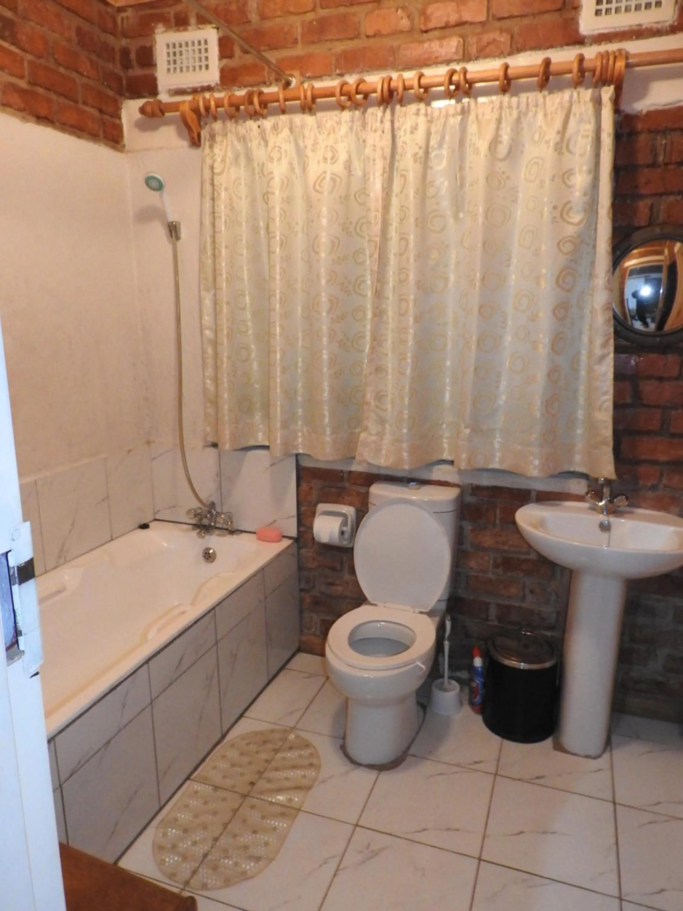 Bathroom in Madrugada