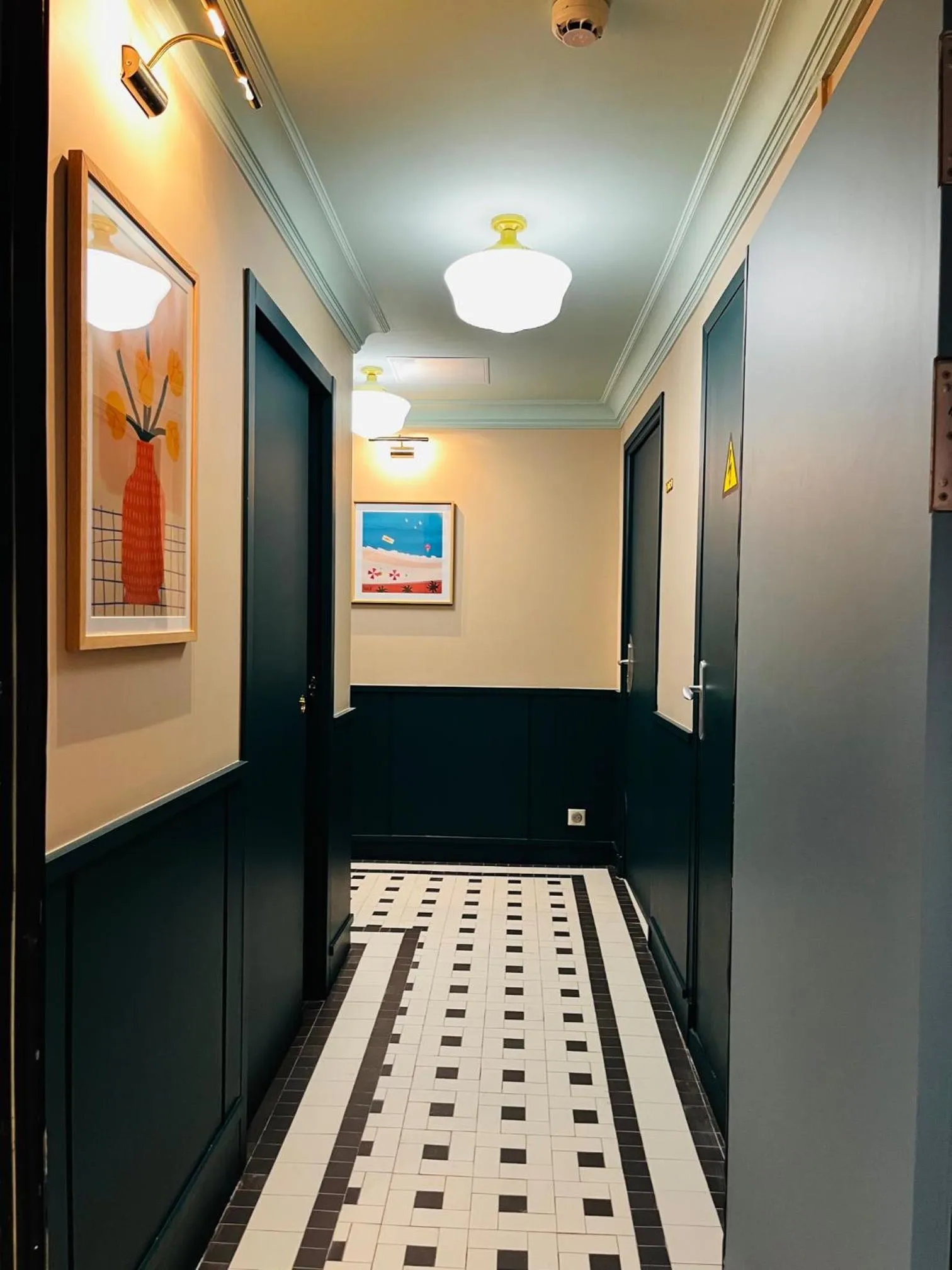 Toilet in Hôtel De Londres