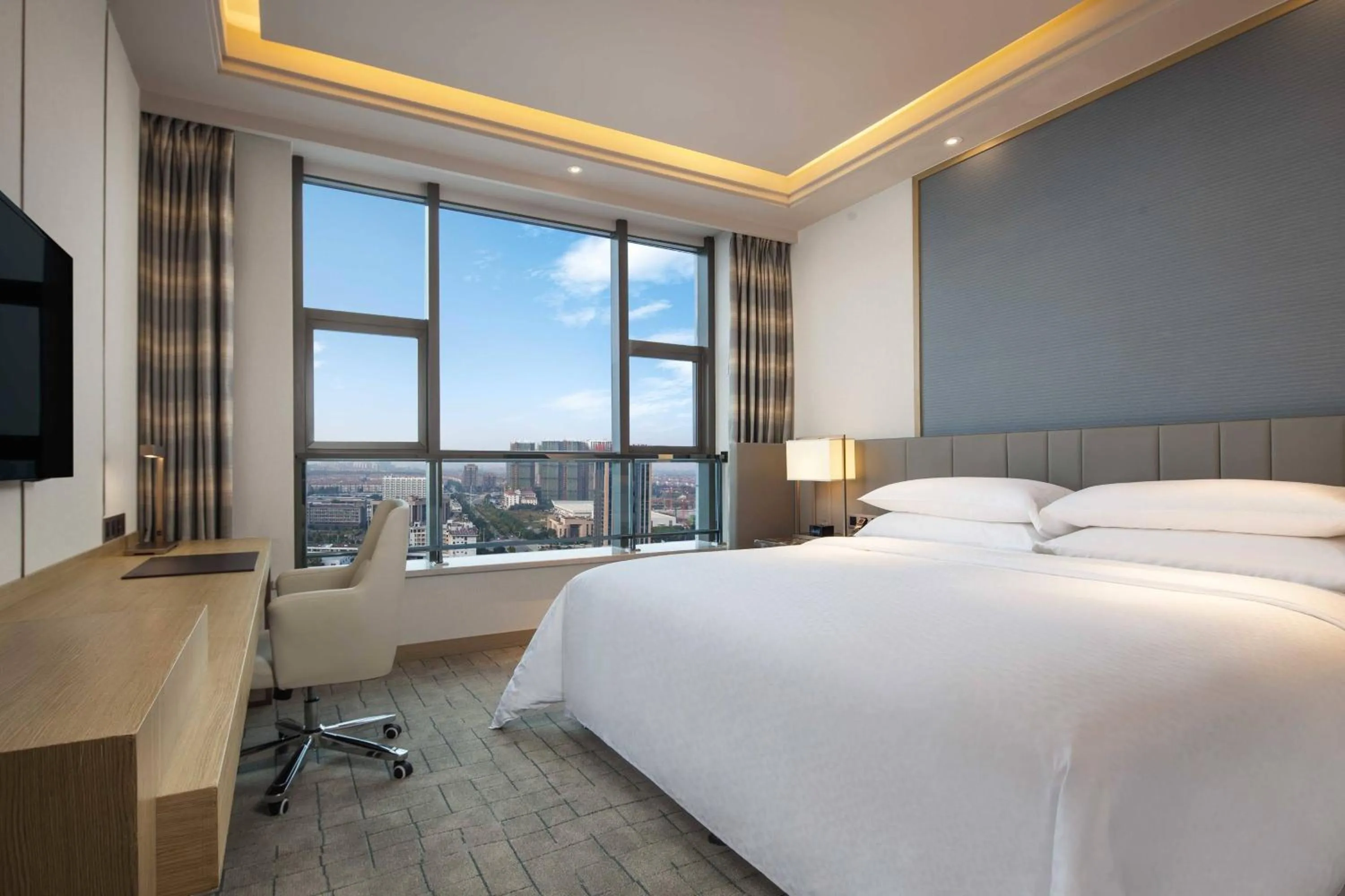 Bedroom, Bed in Four Points by Sheraton Hefei, Baohe