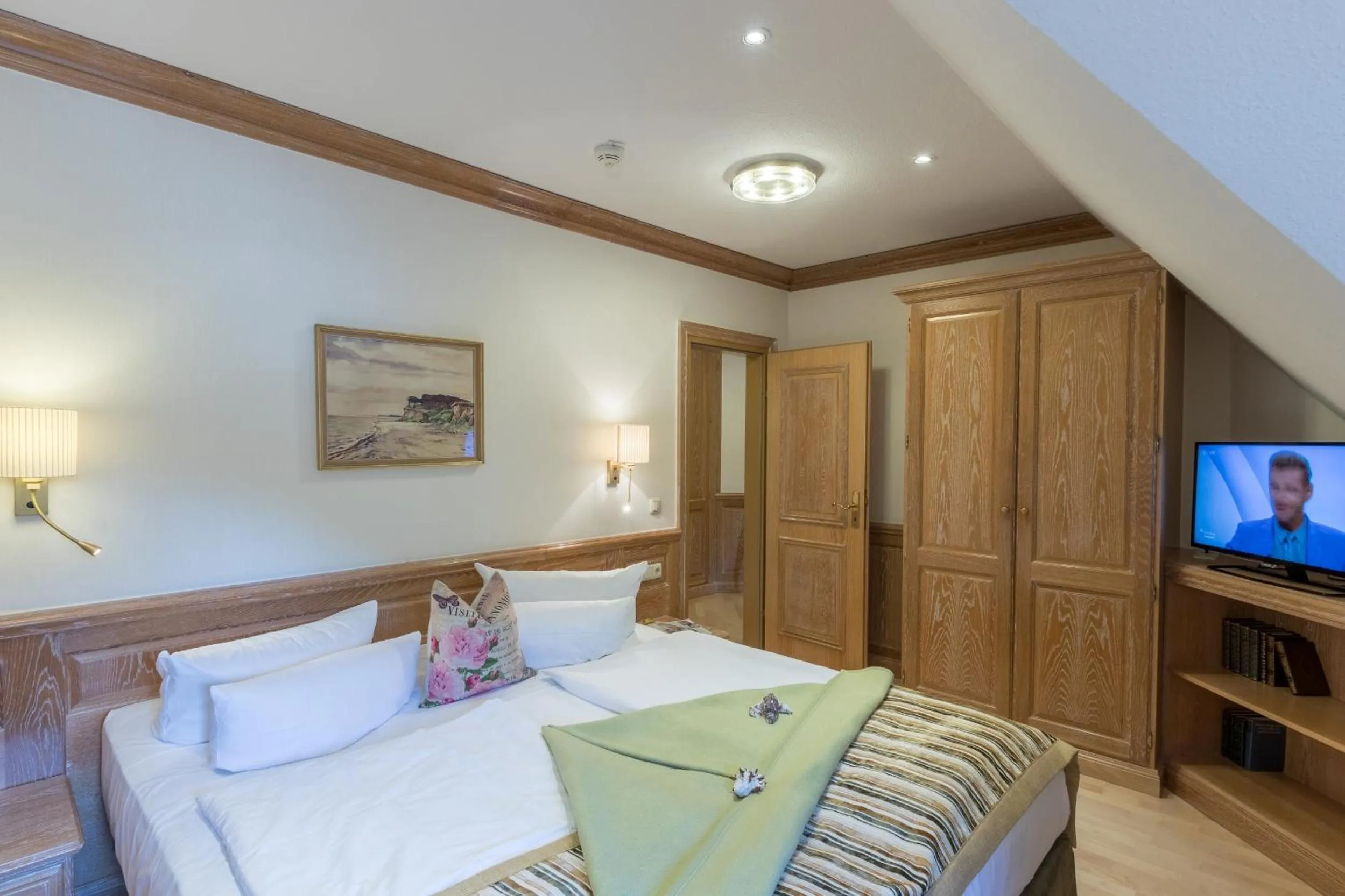 Photo of the whole room, Bed in Romantik Hotel Fischerwiege