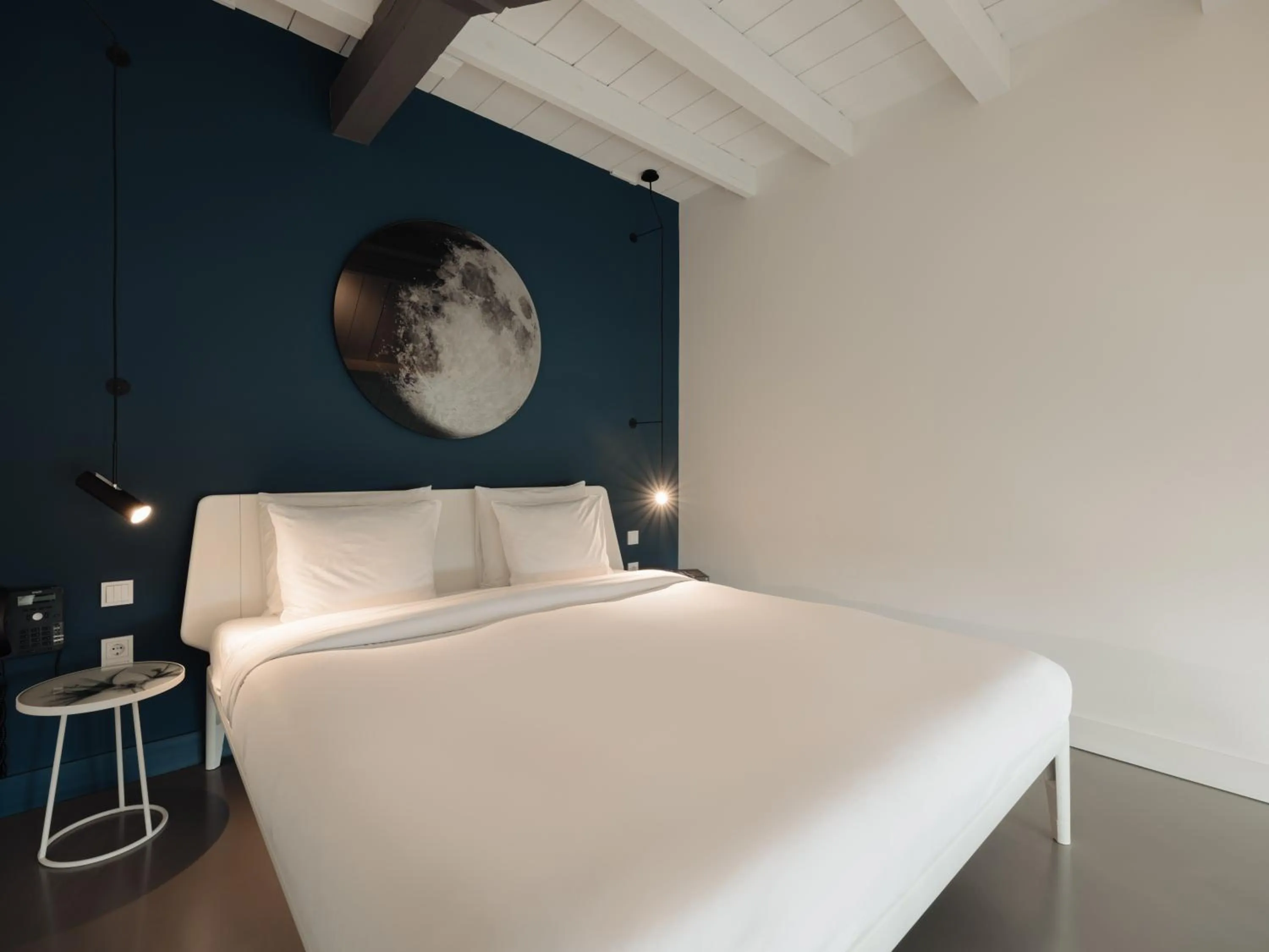 Bed in Conscious Hotel Westerpark