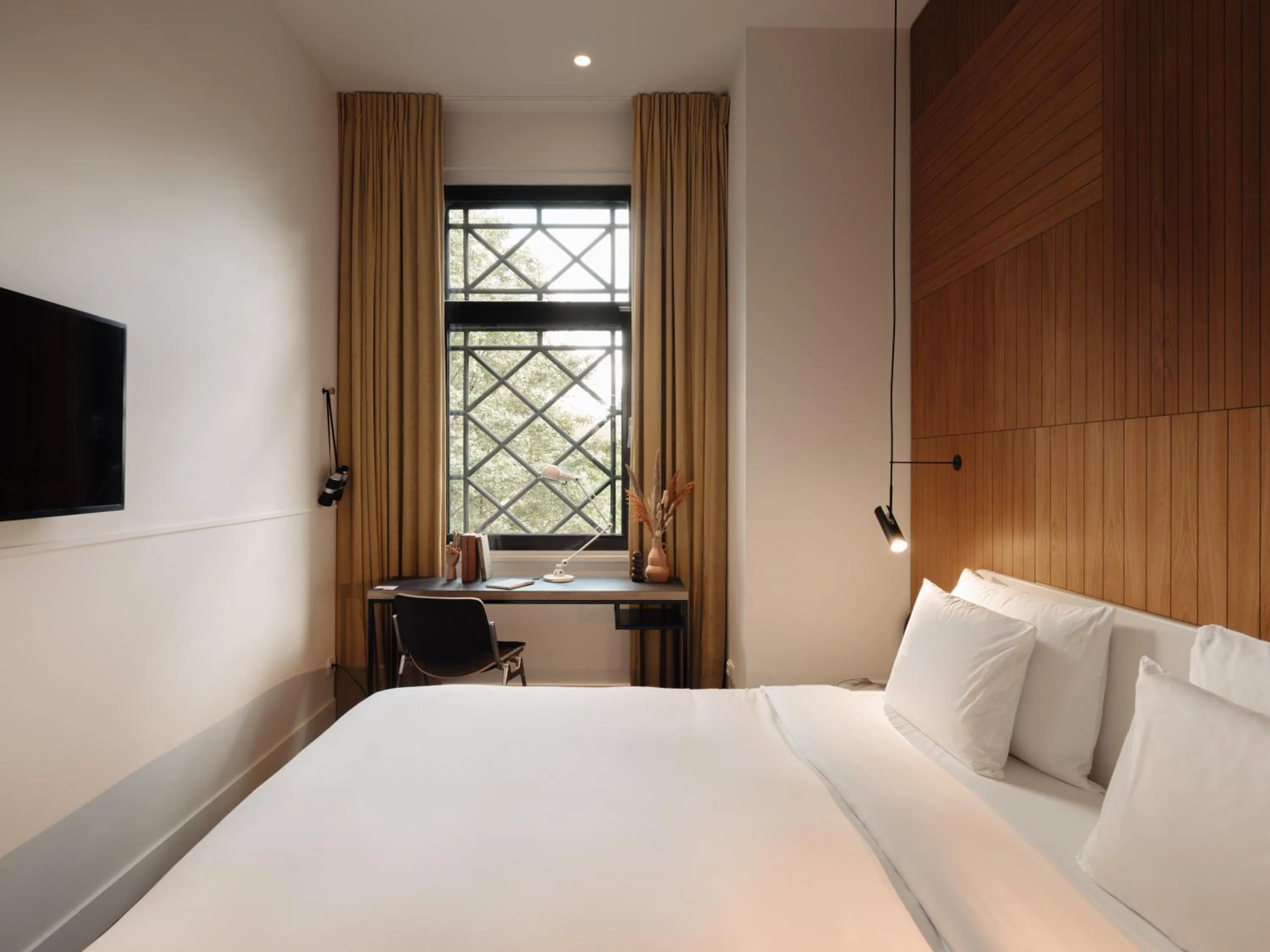 Bed in Conscious Hotel Westerpark