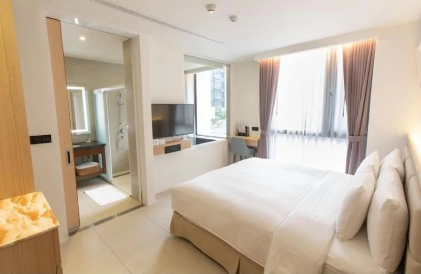 Photo of the whole room, Bed in Hsing Fu Hot Spring Hotel