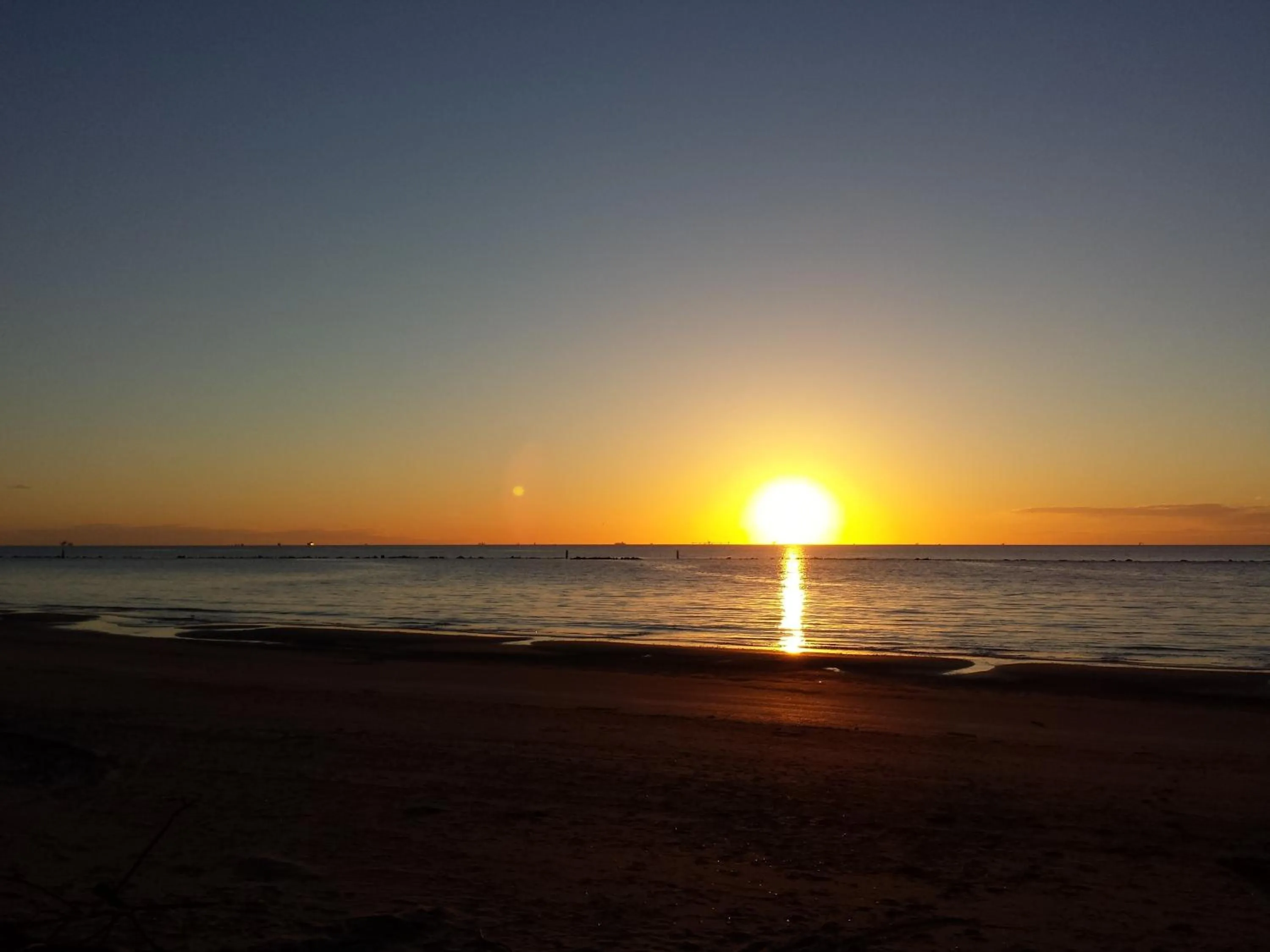 Beach in Long Beach Village Residence on the sea with private beach included