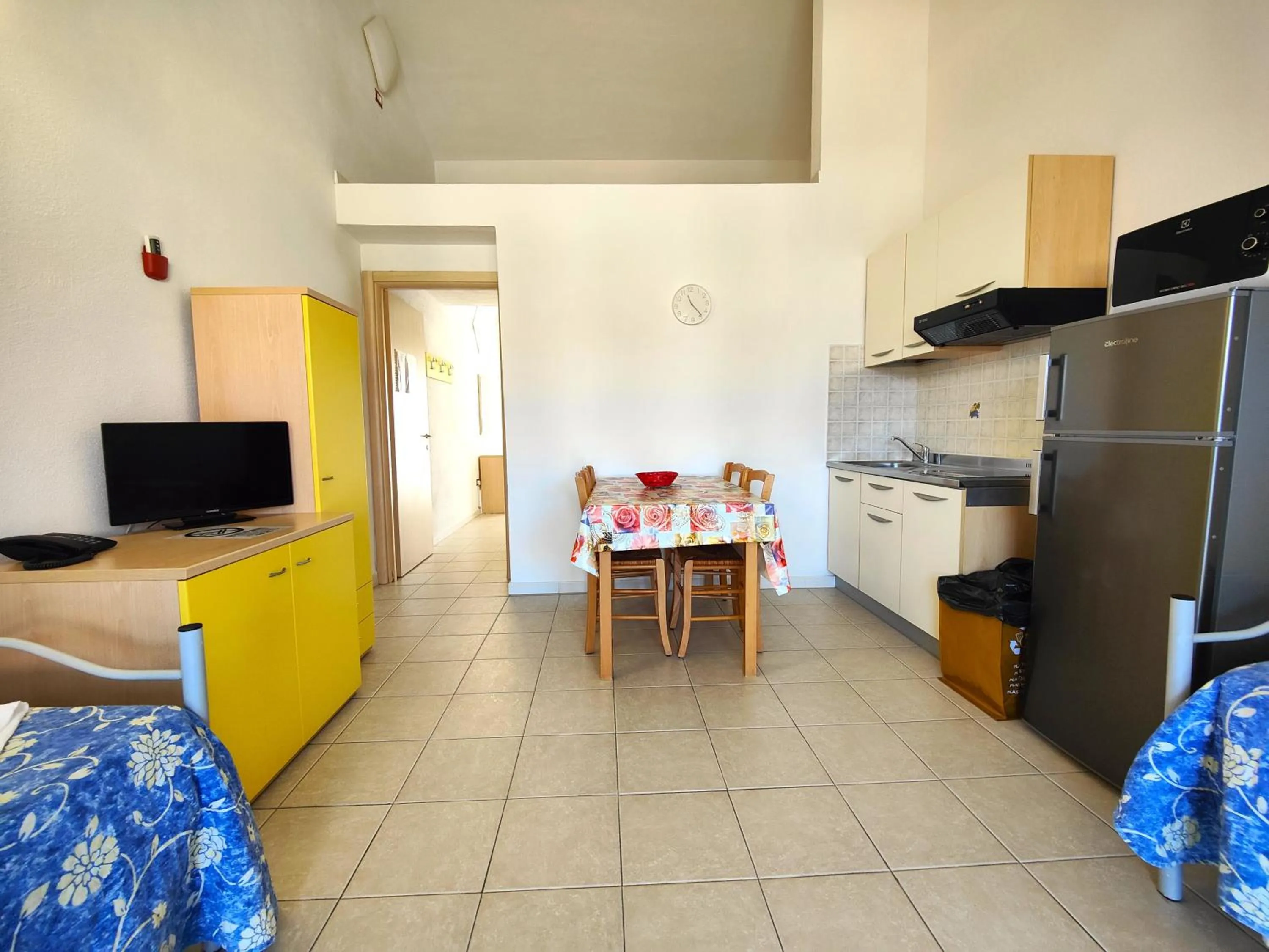 Kitchen or kitchenette in Long Beach Village Residence on the sea with private beach included