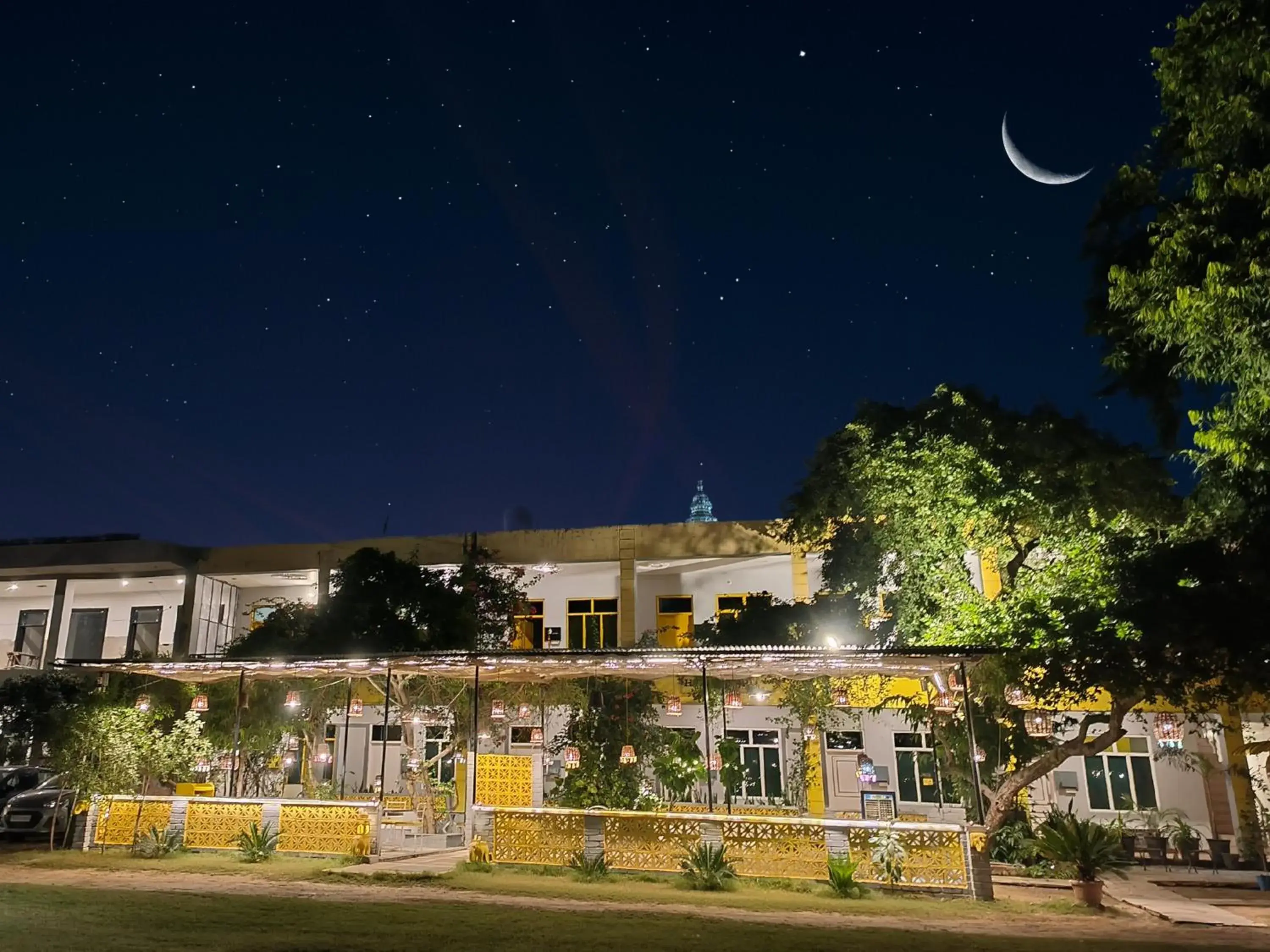 Property building in Elephant Pushkar Property building in Elephant Pushkar