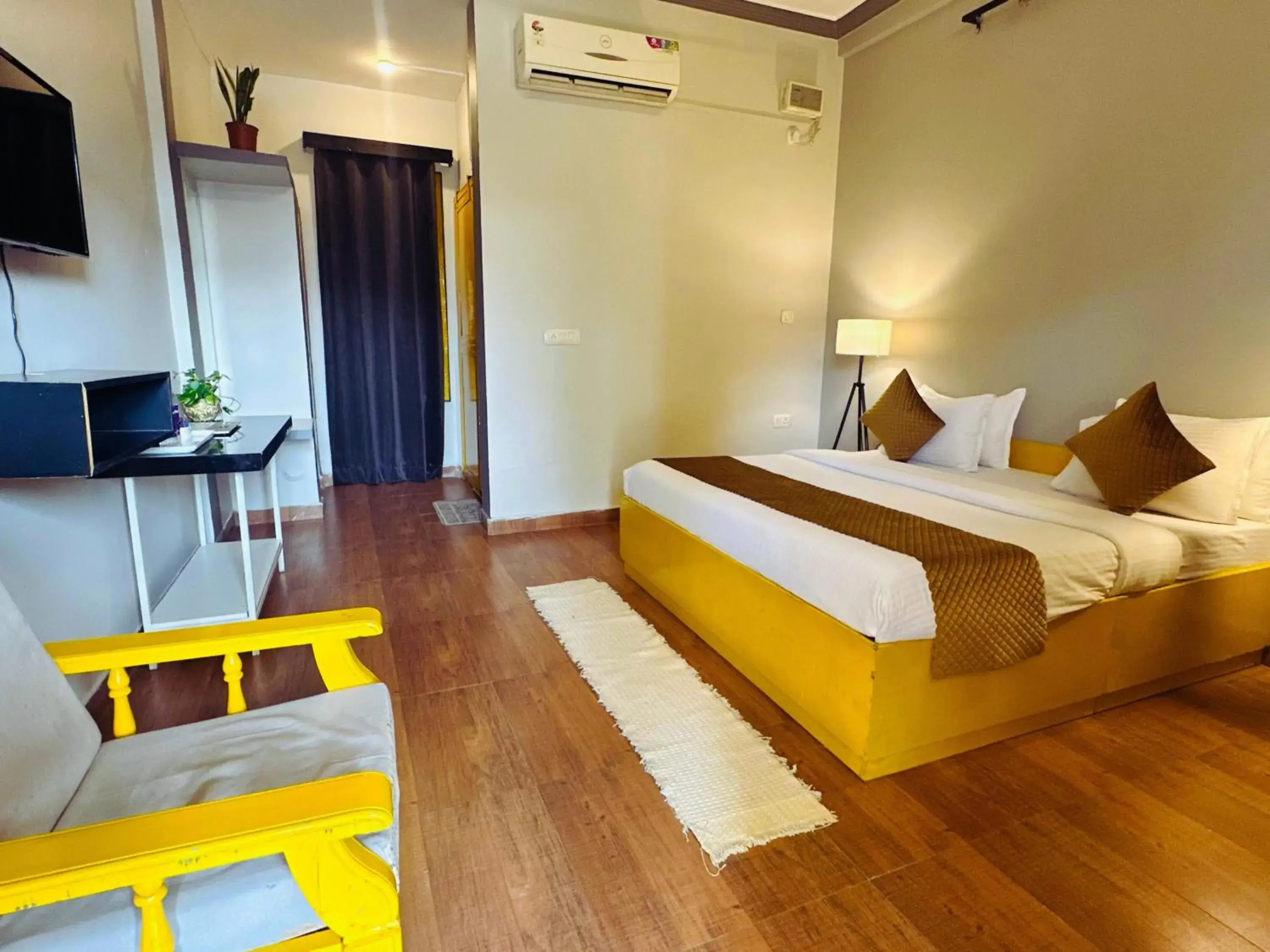 Bedroom, Bed in Elephant Pushkar Bedroom, Bed in Elephant Pushkar