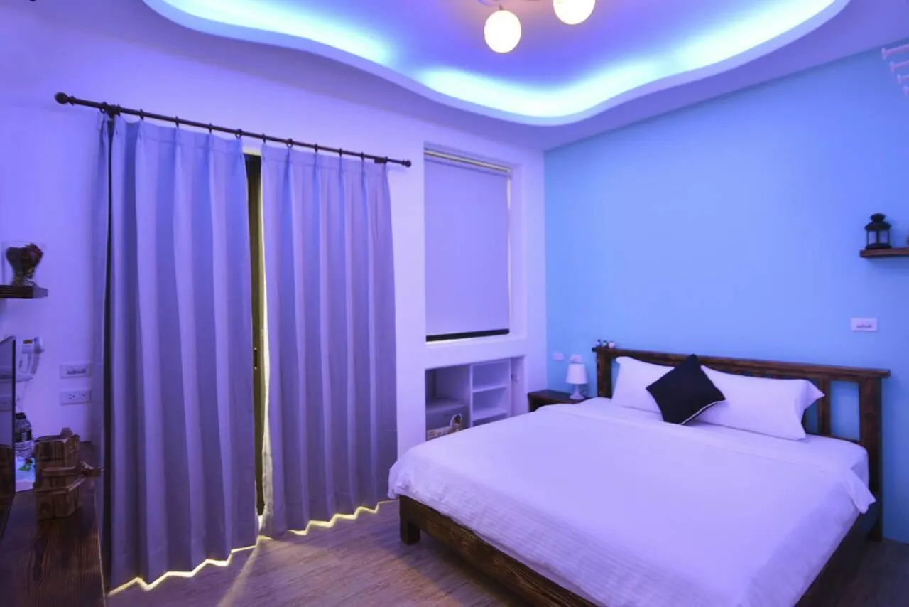 Deluxe Double Room in And宅