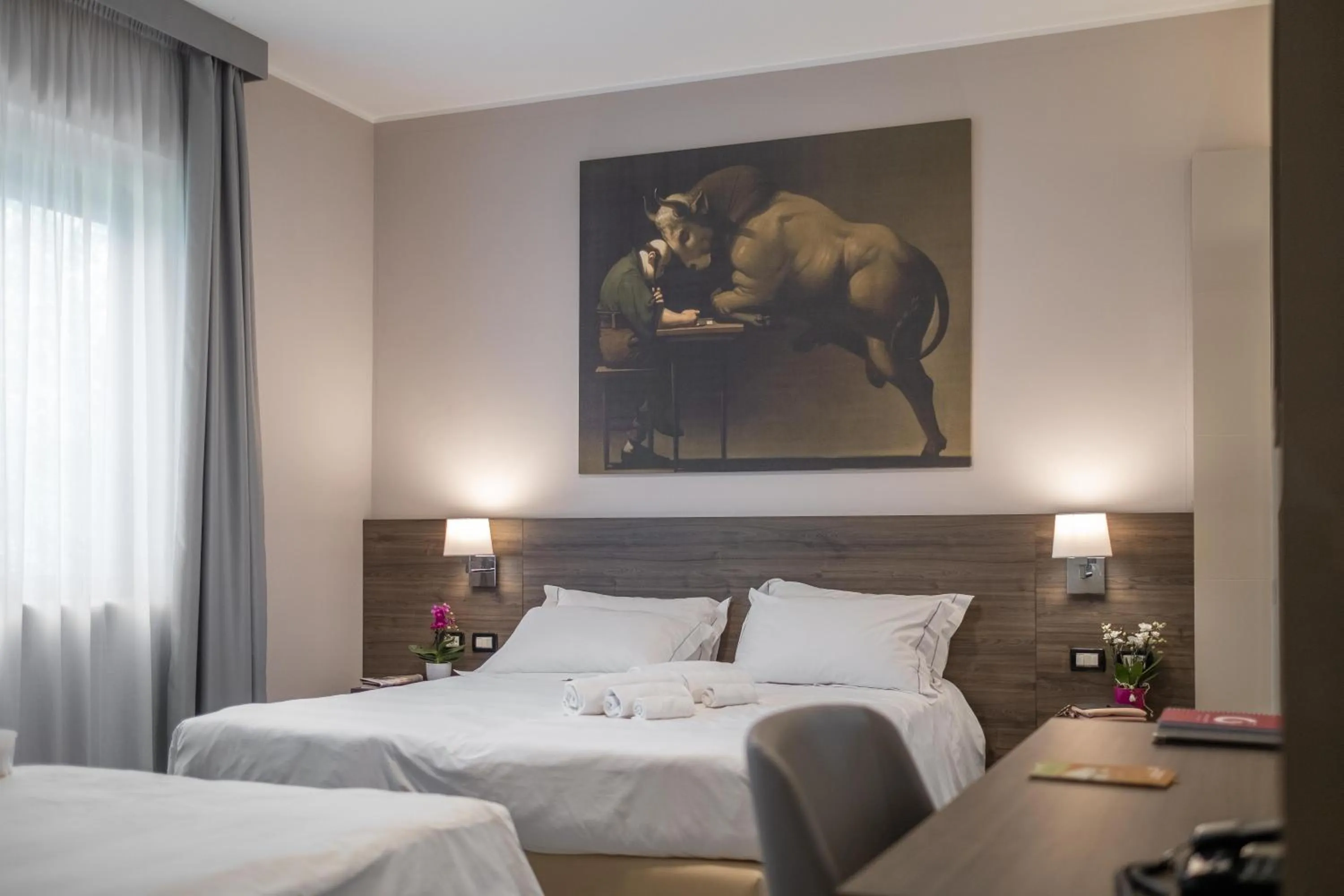 Shower, Bed in Hotel Guerro