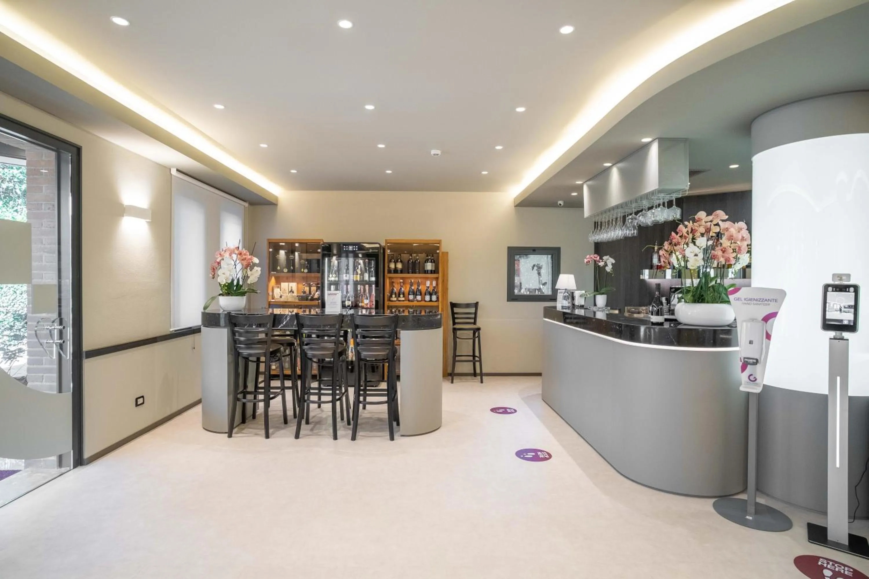 Staff in Hotel Guerro