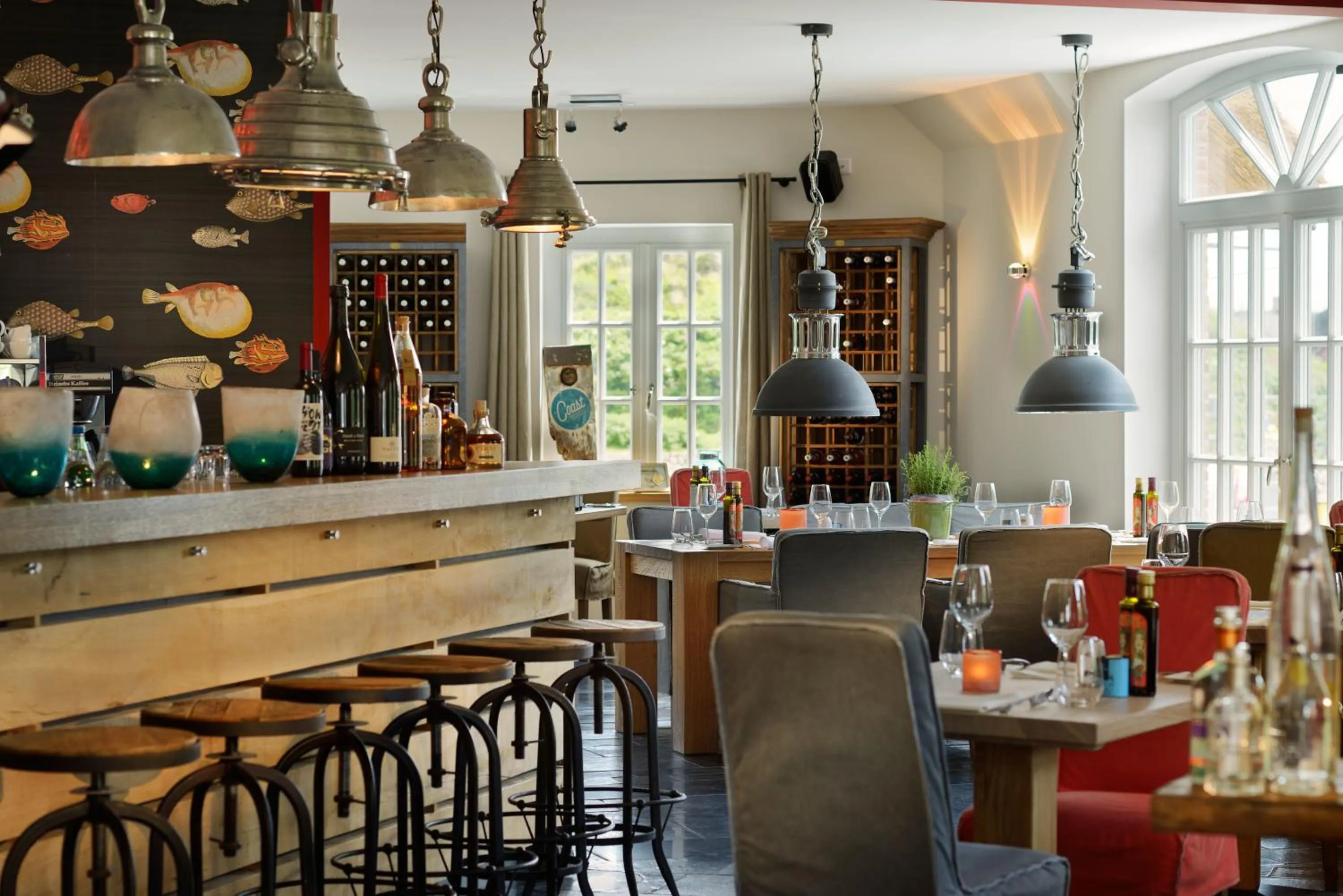 Restaurant/places to eat in Hotel Duene