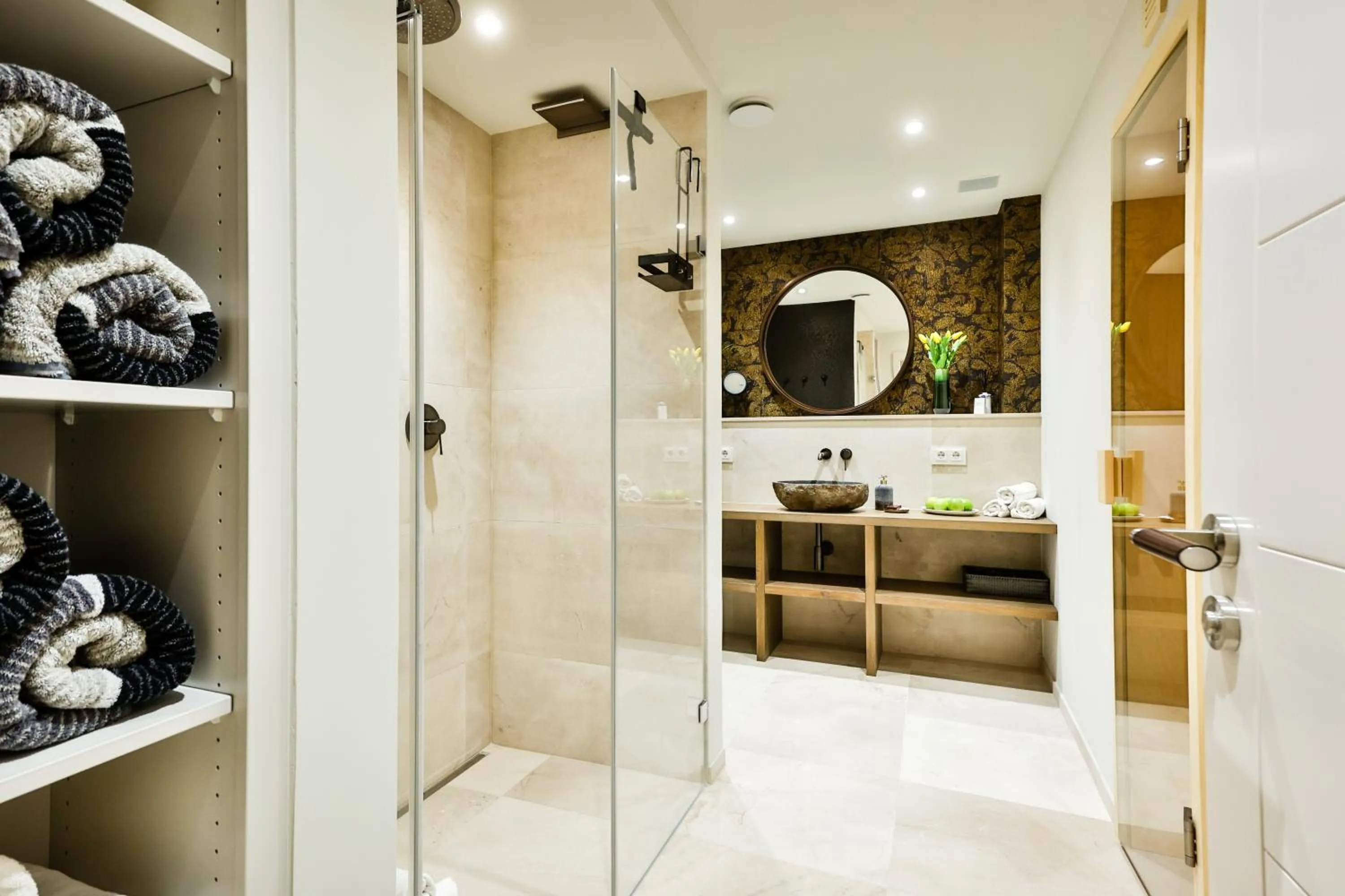 Bathroom in Hotel Duene