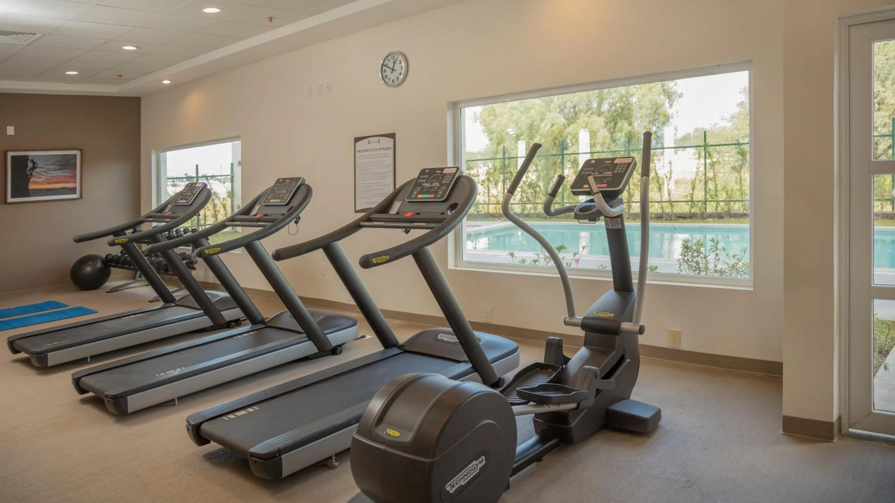 Fitness centre/facilities in Staybridge Suites - Irapuato by IHG