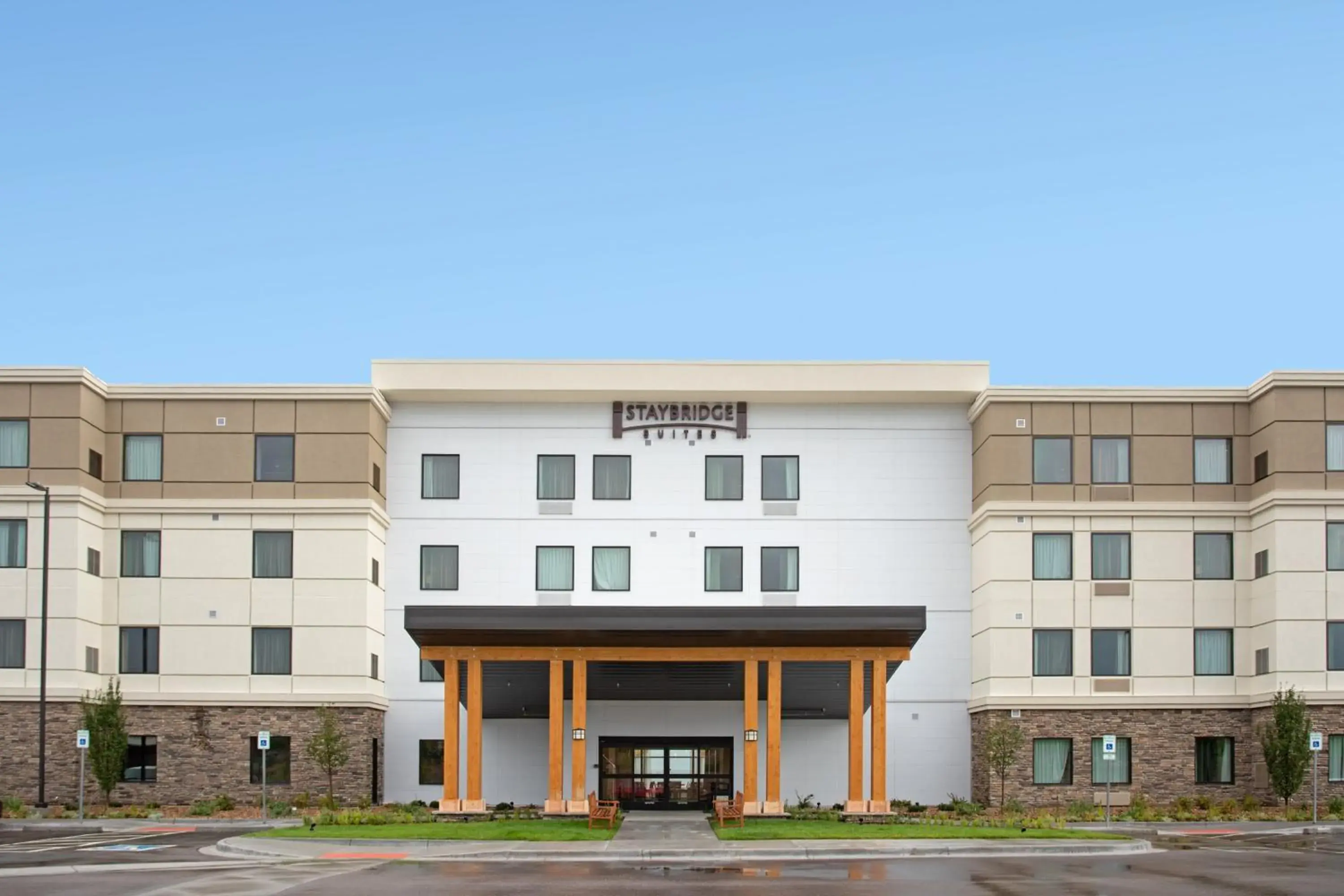 Property building in Staybridge Suites Denver South - Highlands Ranch by IHG Property building in Staybridge Suites Denver South - Highlands Ranch by IHG