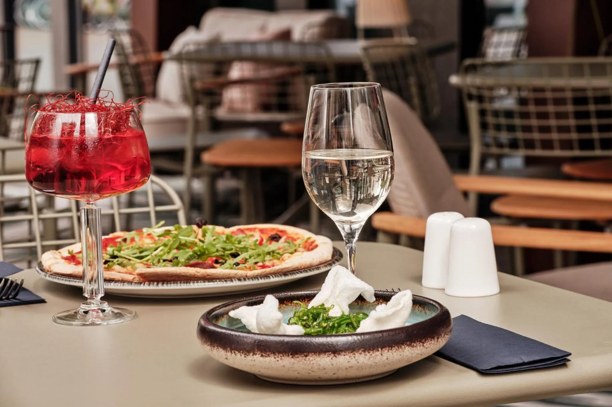 Restaurant/places to eat in Holiday Inn - Warsaw City Centre by IHG