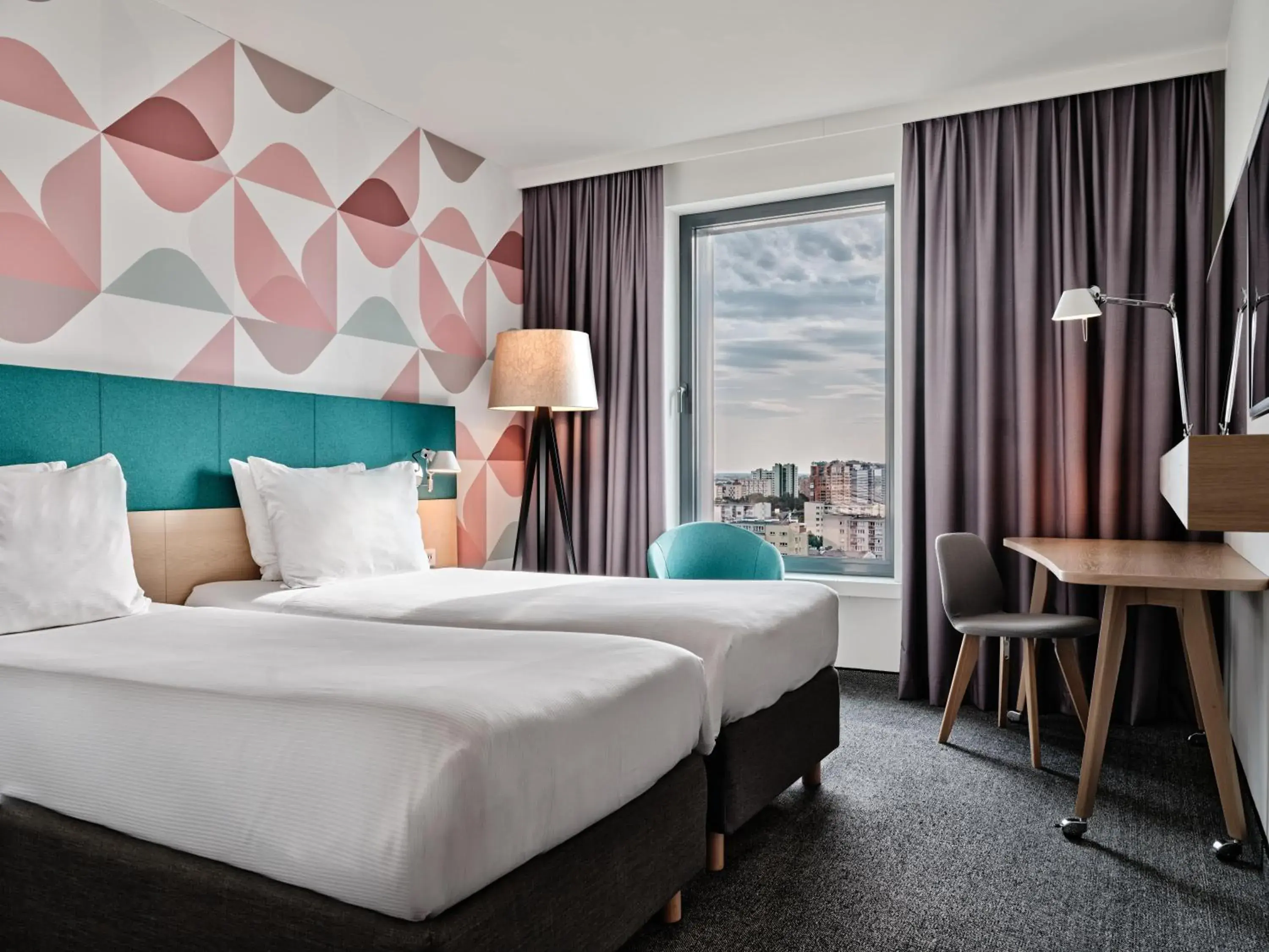 Bed in Holiday Inn - Warsaw City Centre by IHG Bed in Holiday Inn - Warsaw City Centre by IHG