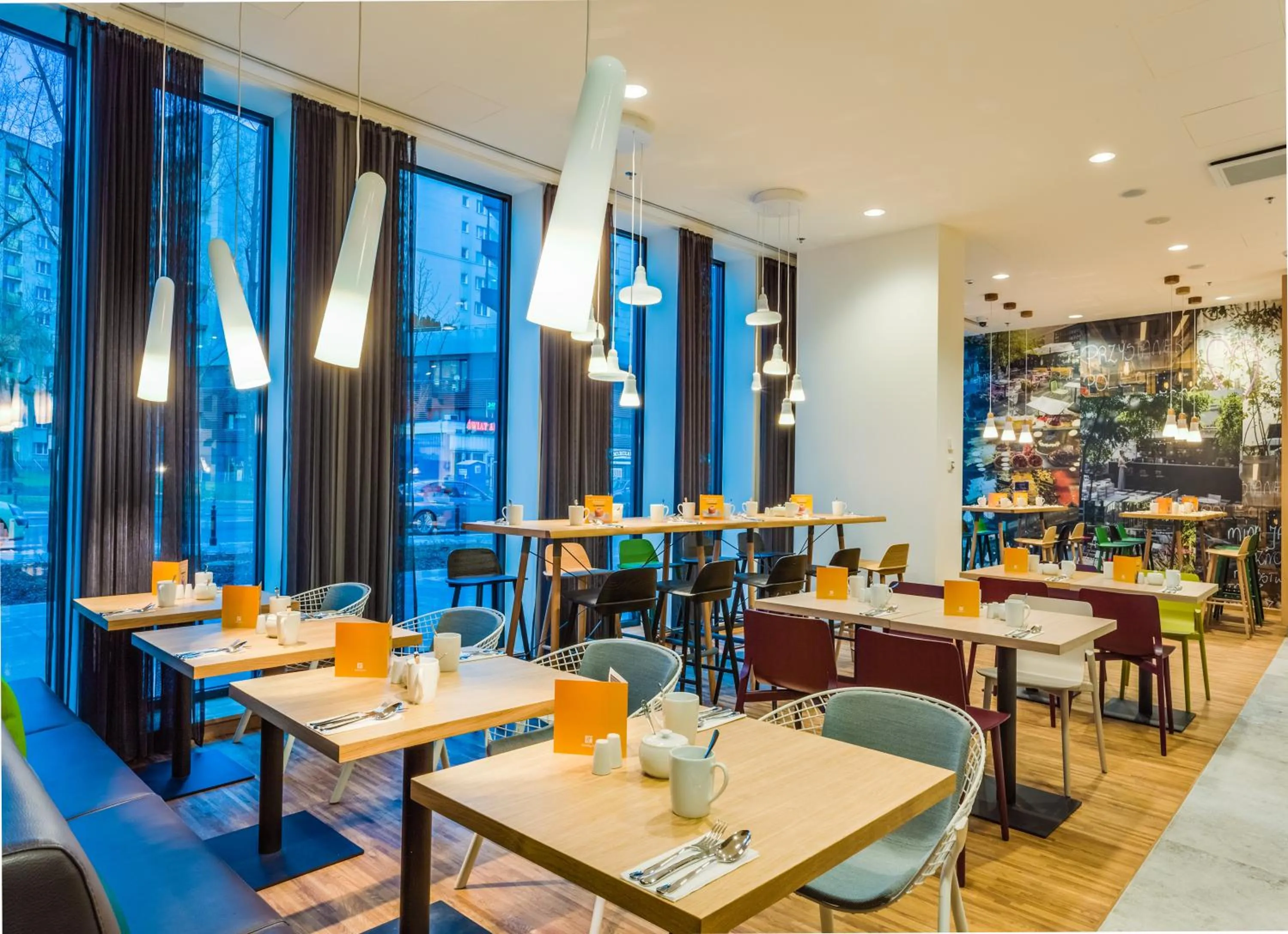 Restaurant/places to eat in Holiday Inn - Warsaw City Centre by IHG