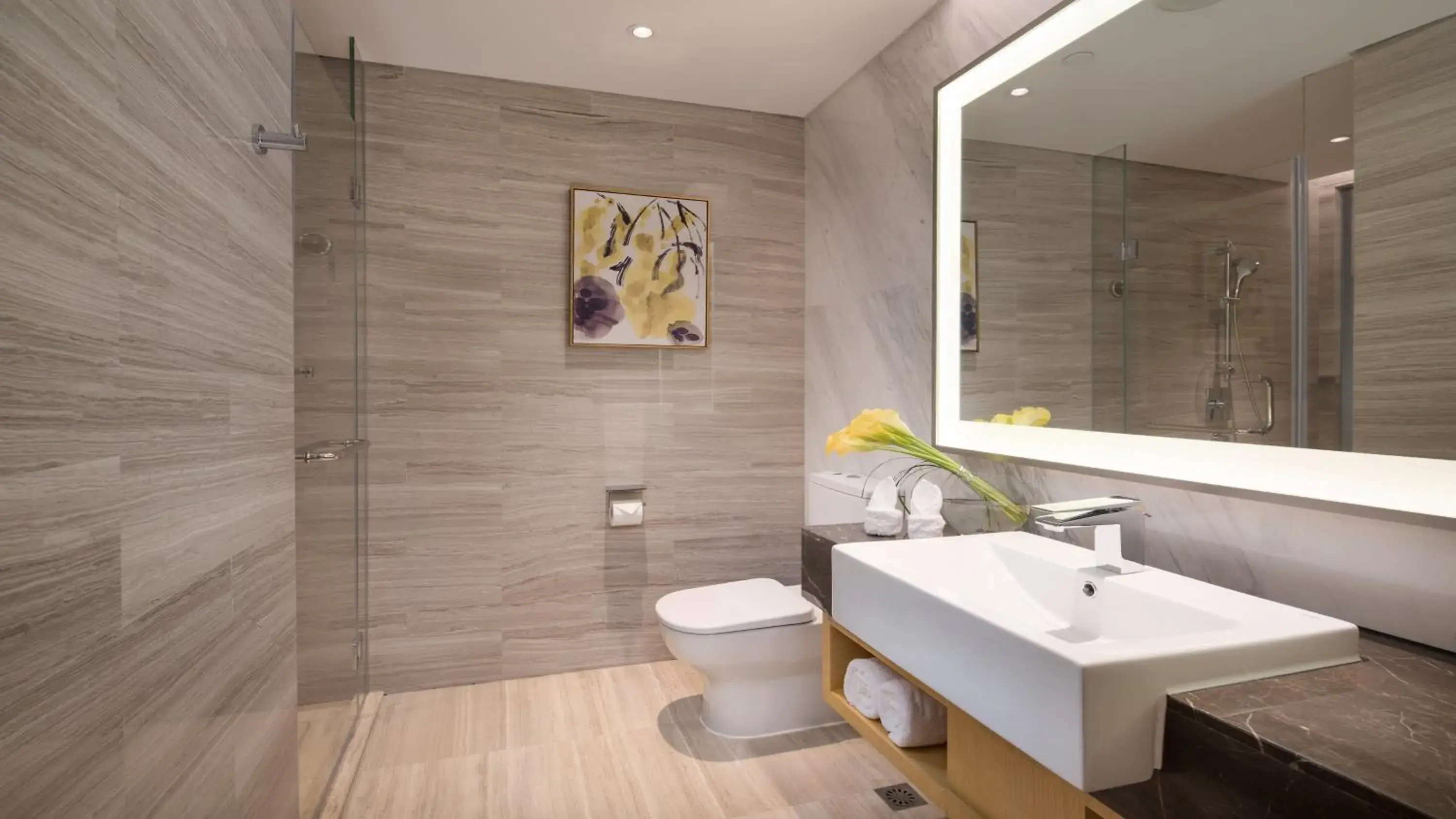 Bathroom in Holiday Inn Suzhou Taihu Lake by IHG Bathroom in Holiday Inn Suzhou Taihu Lake by IHG