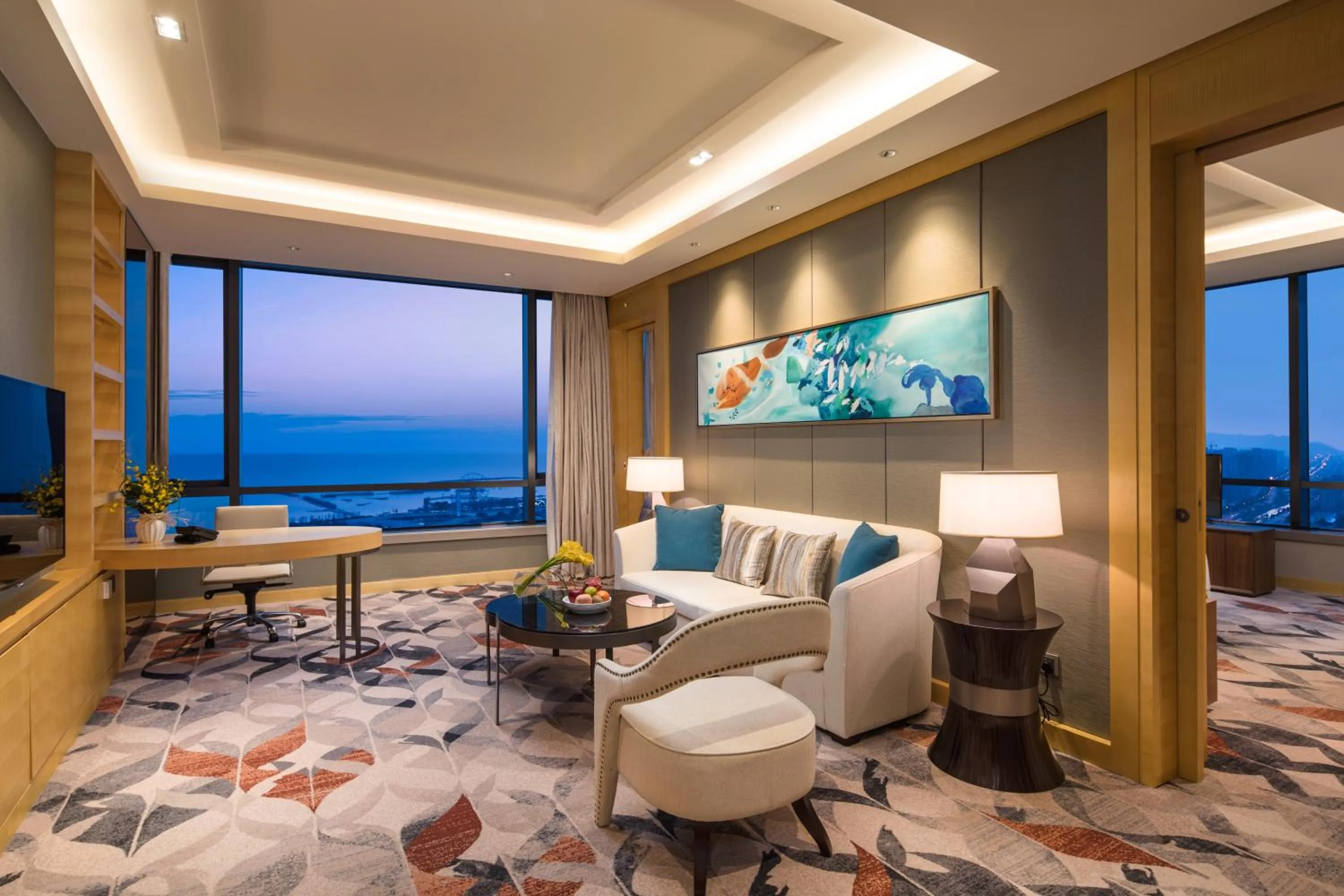 Living room in Holiday Inn Suzhou Taihu Lake by IHG