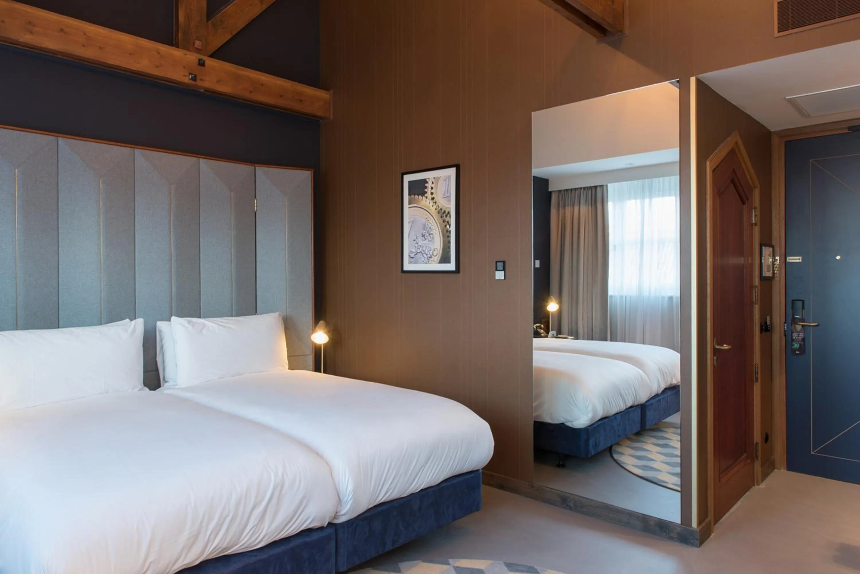 Bed in Hotel Indigo The Hague - Palace Noordeinde by IHG