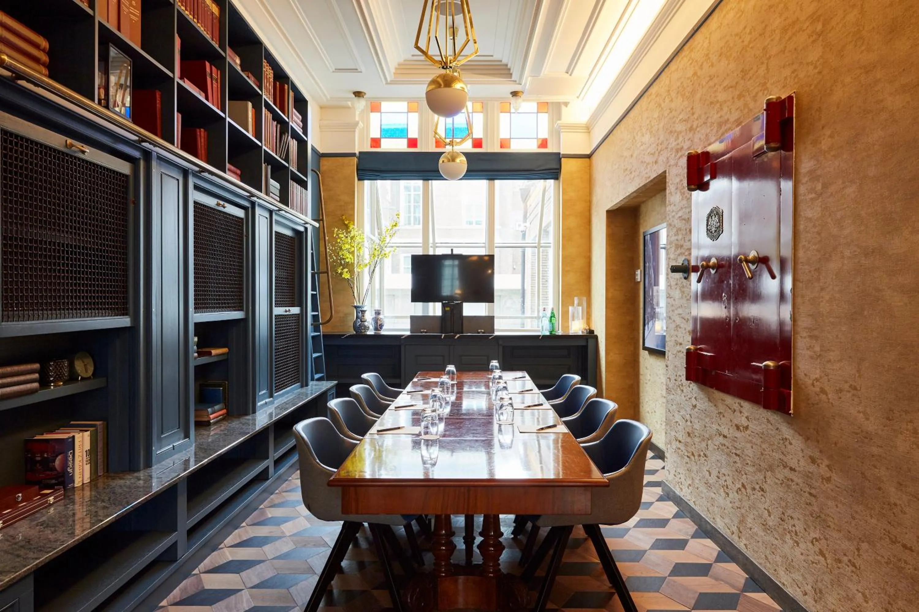 Meeting/conference room in Hotel Indigo The Hague - Palace Noordeinde by IHG