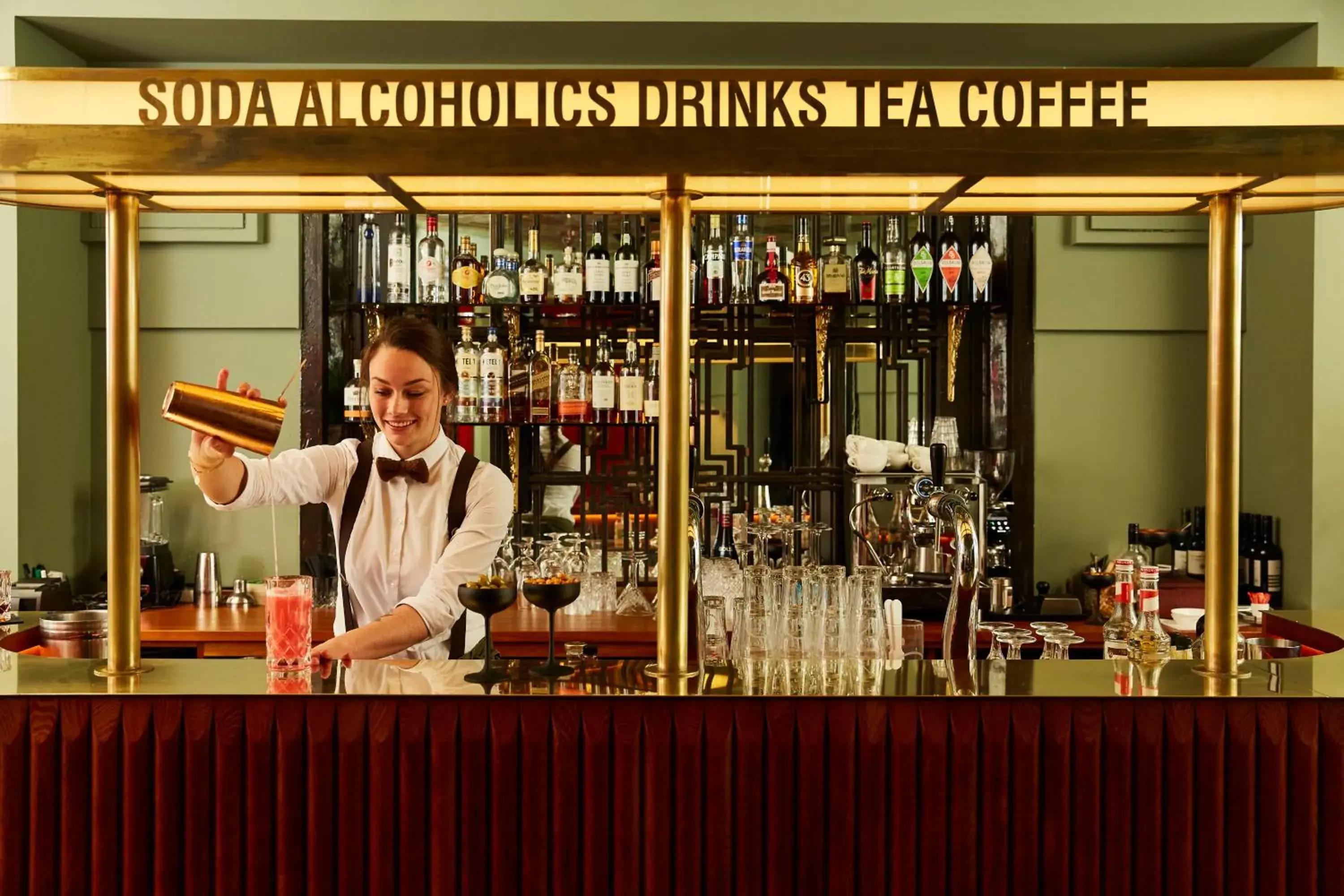 Lounge or bar in Hotel Indigo The Hague - Palace Noordeinde by IHG Lounge or bar in Hotel Indigo The Hague - Palace Noordeinde by IHG