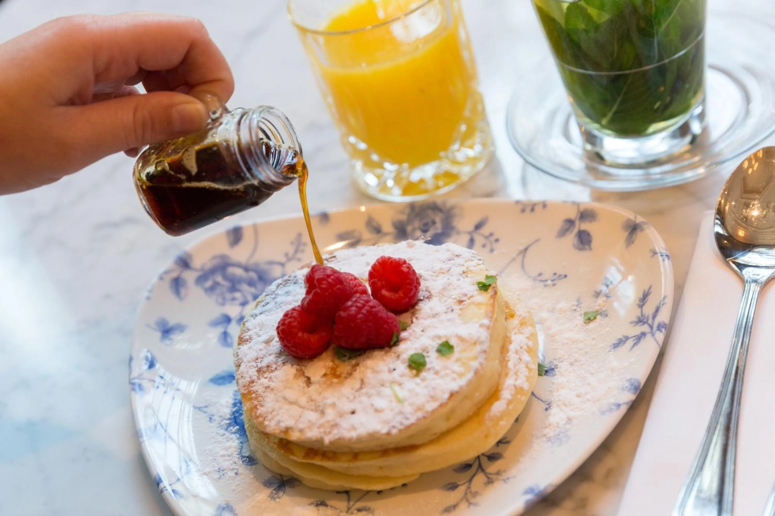 Food and drinks in Hotel Indigo The Hague - Palace Noordeinde by IHG