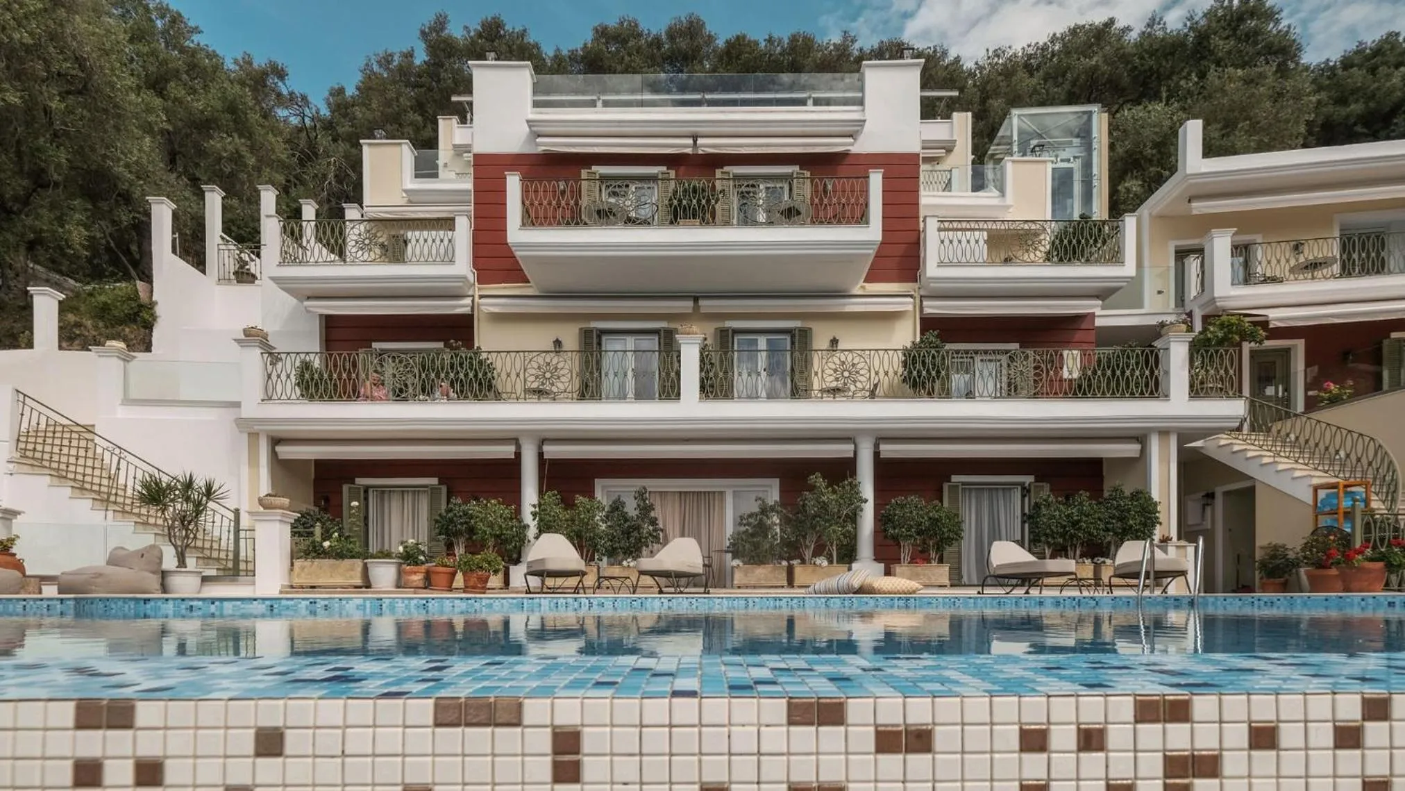 Property building in Irida Parga