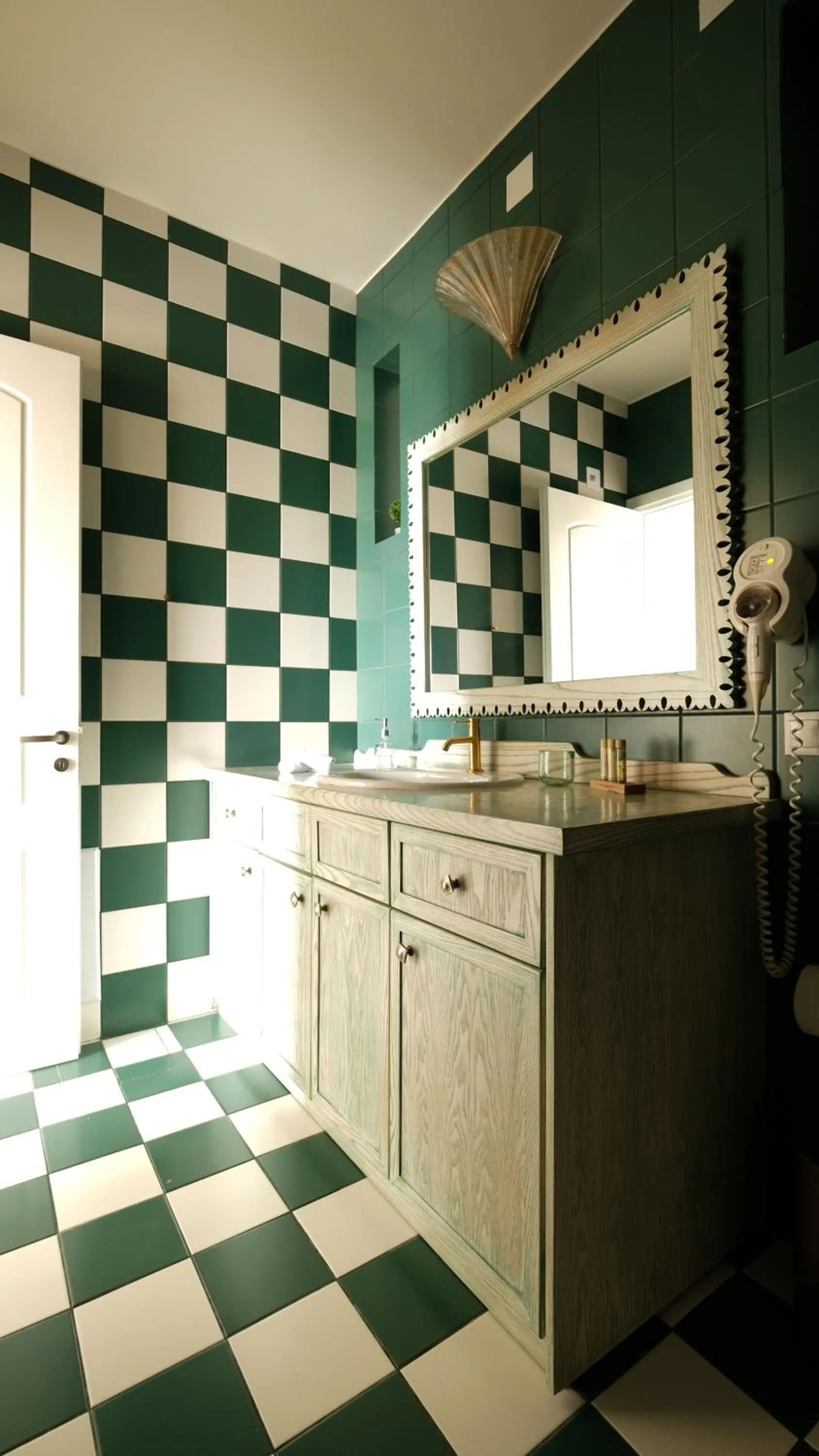 Bathroom in Irida Parga