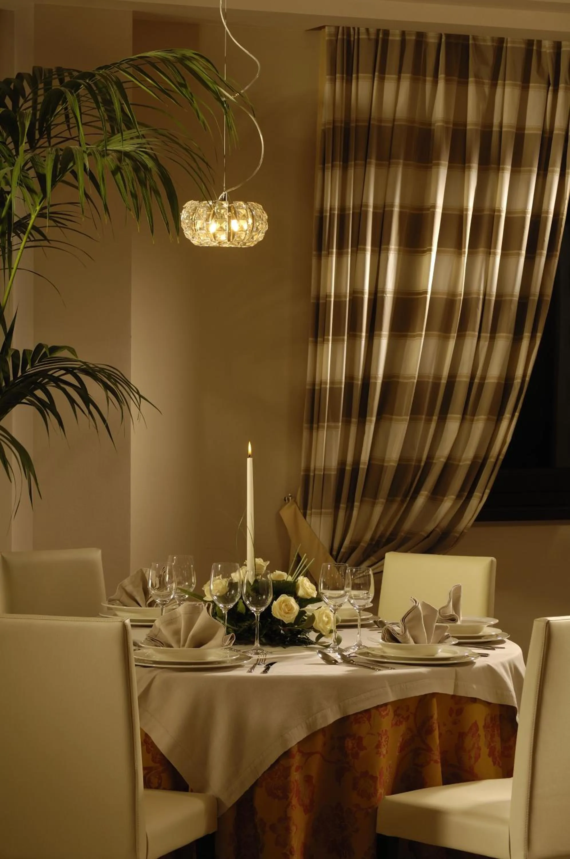 Restaurant/places to eat in Hotel La Cartiera