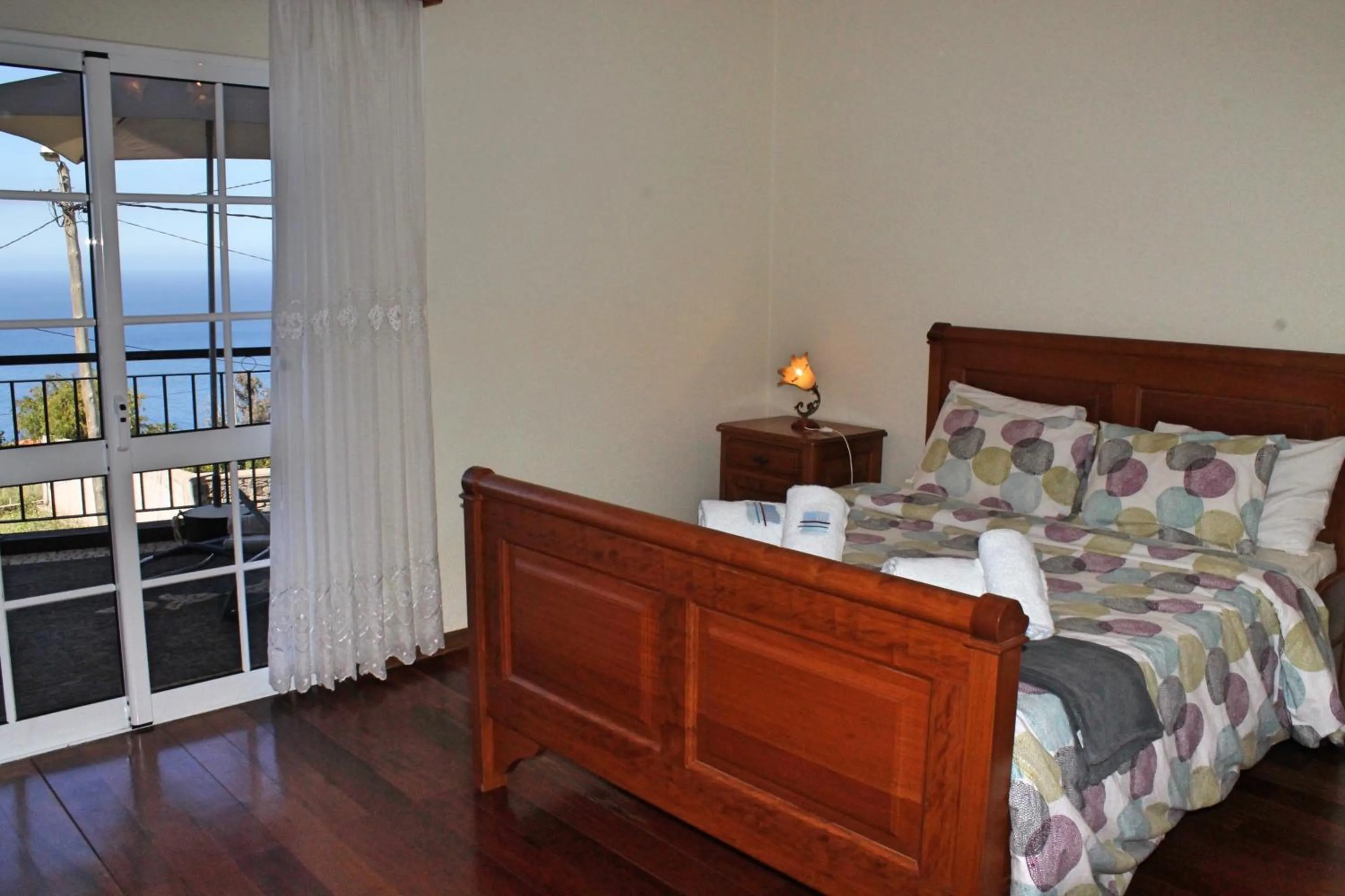 Bedroom, Bed in OurMadeira - Casa Vista Bela