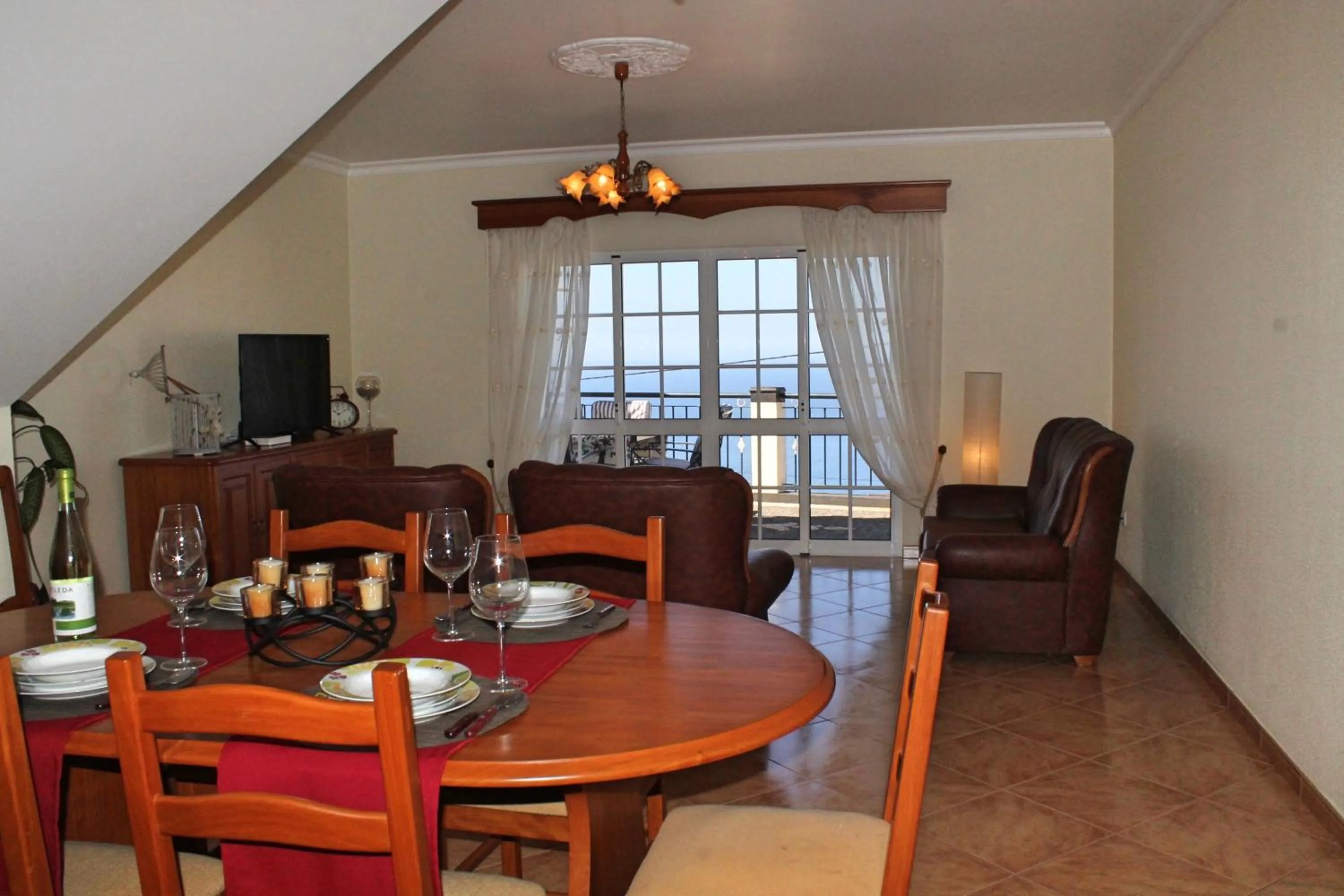 Dining area in OurMadeira - Casa Vista Bela