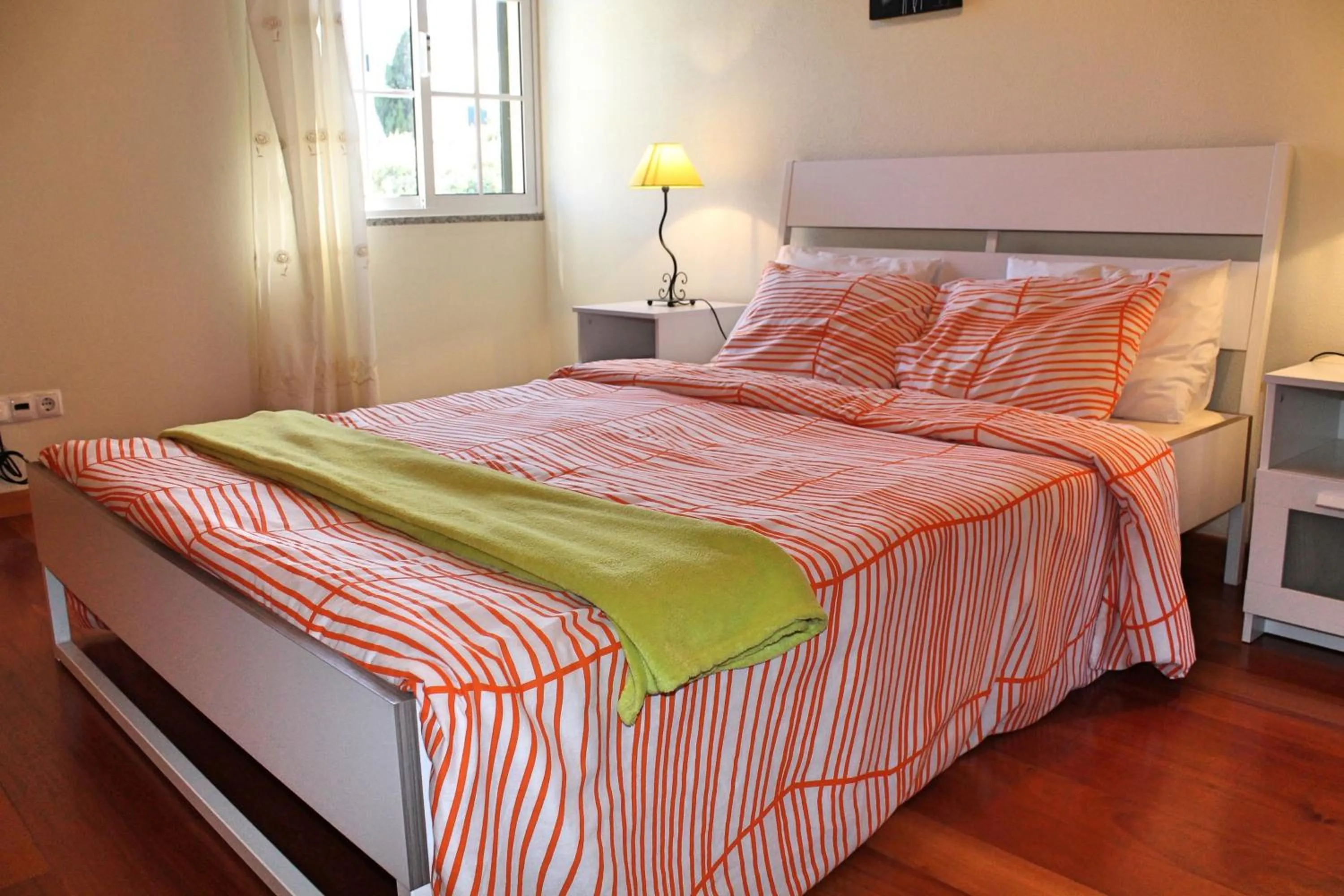 Bedroom, Bed in OurMadeira - Casa Vista Bela
