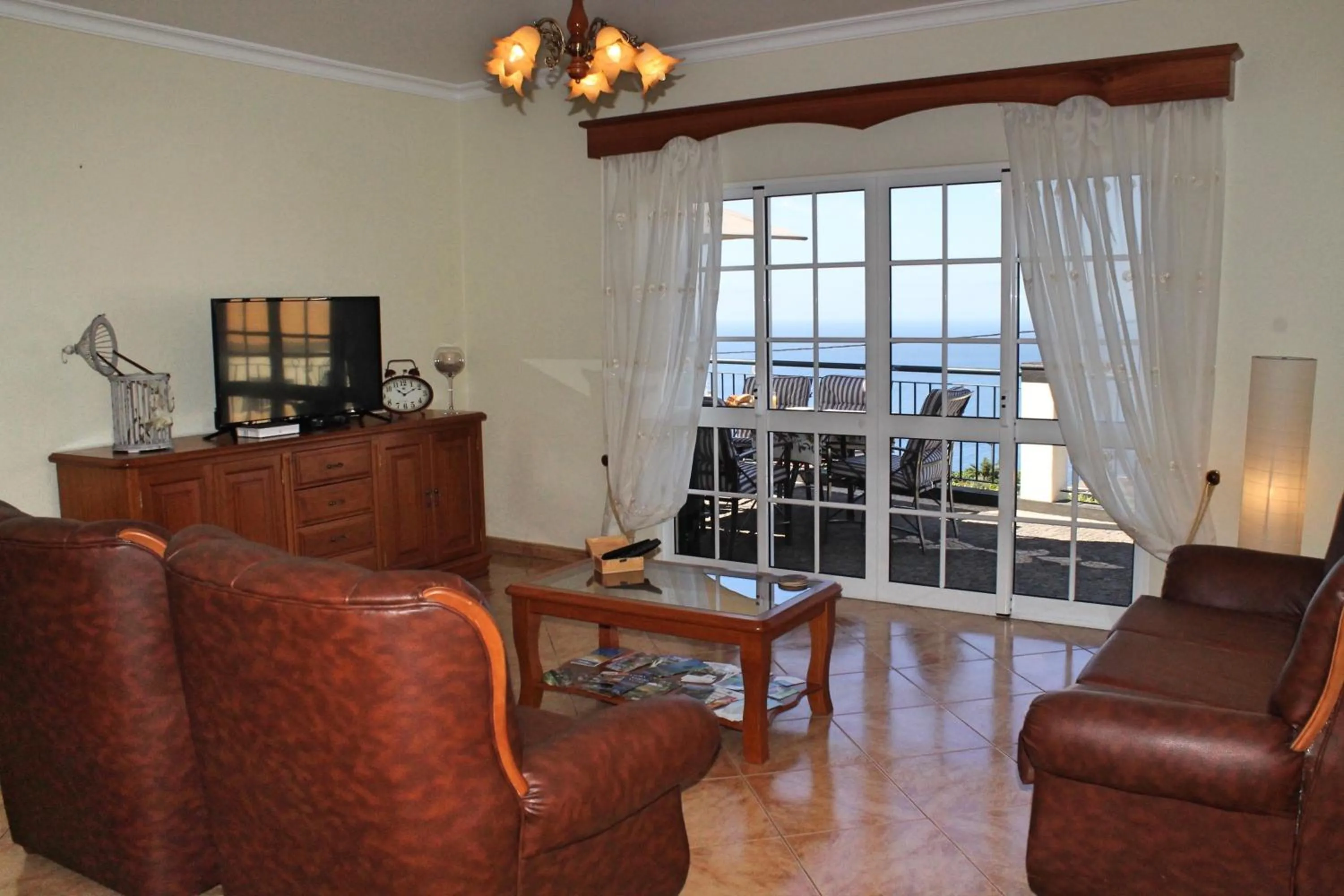 Living room in OurMadeira - Casa Vista Bela