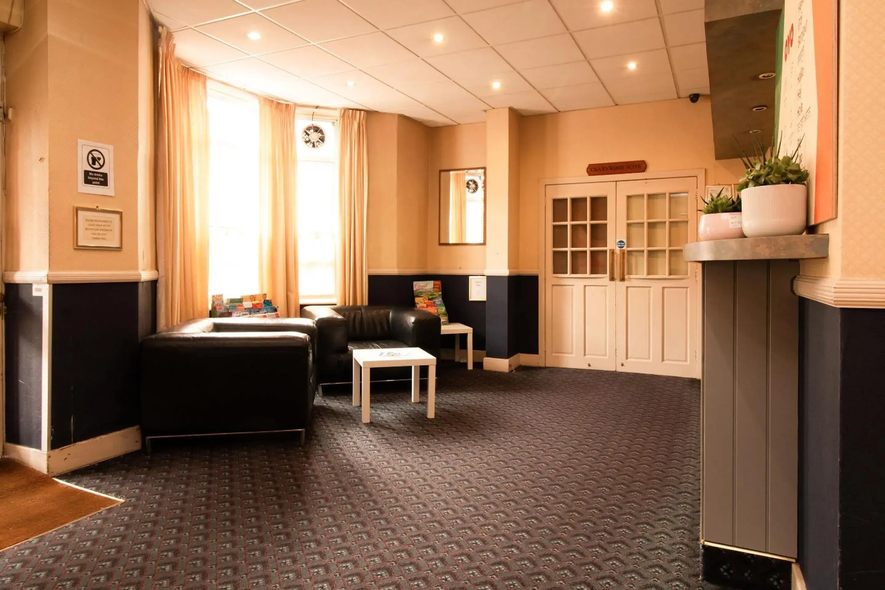 Lobby or reception in Cardiff Central Hotel By Belvilla Lobby or reception in Cardiff Central Hotel By Belvilla